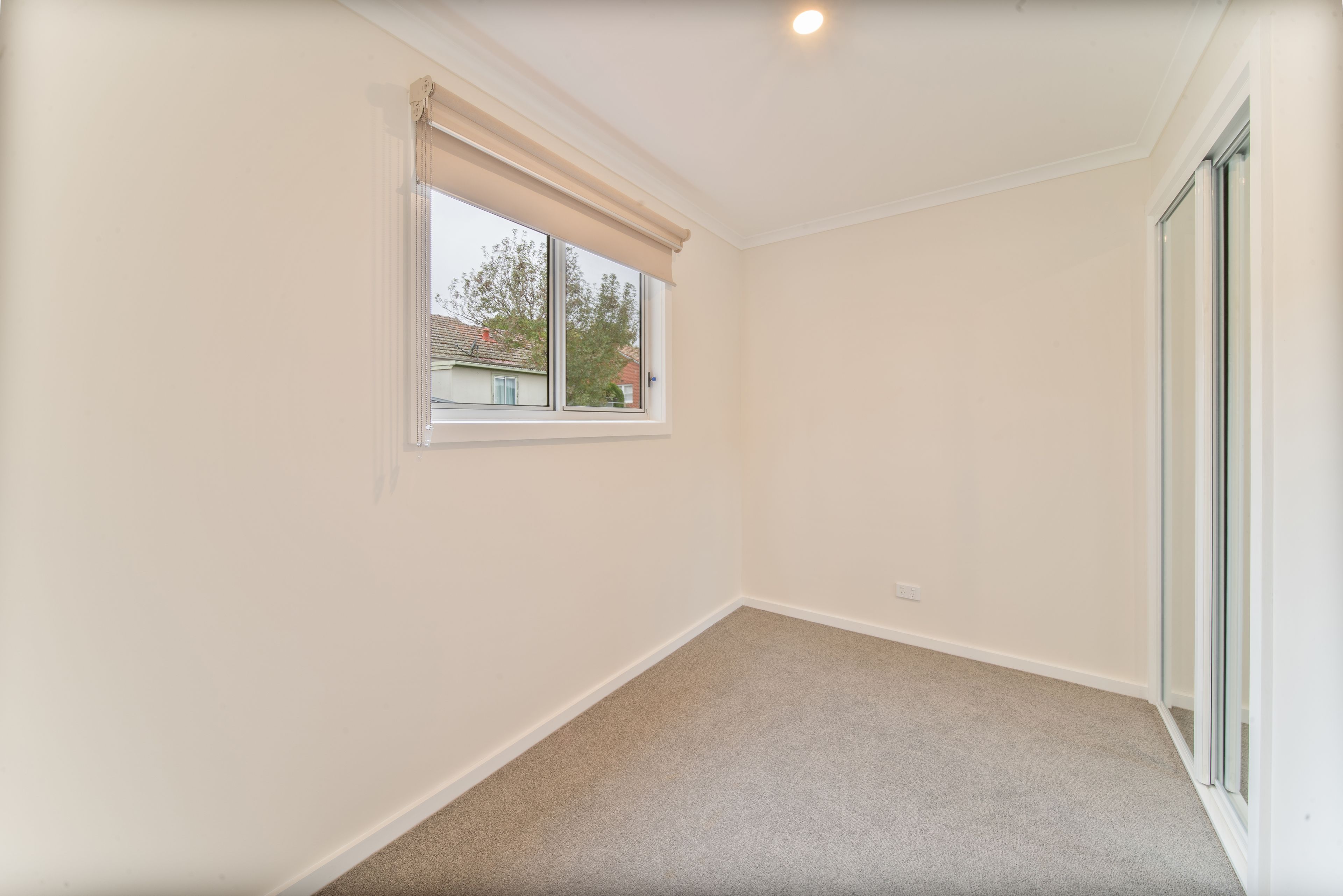 13A Churchill Avenue — photo 5 of 6