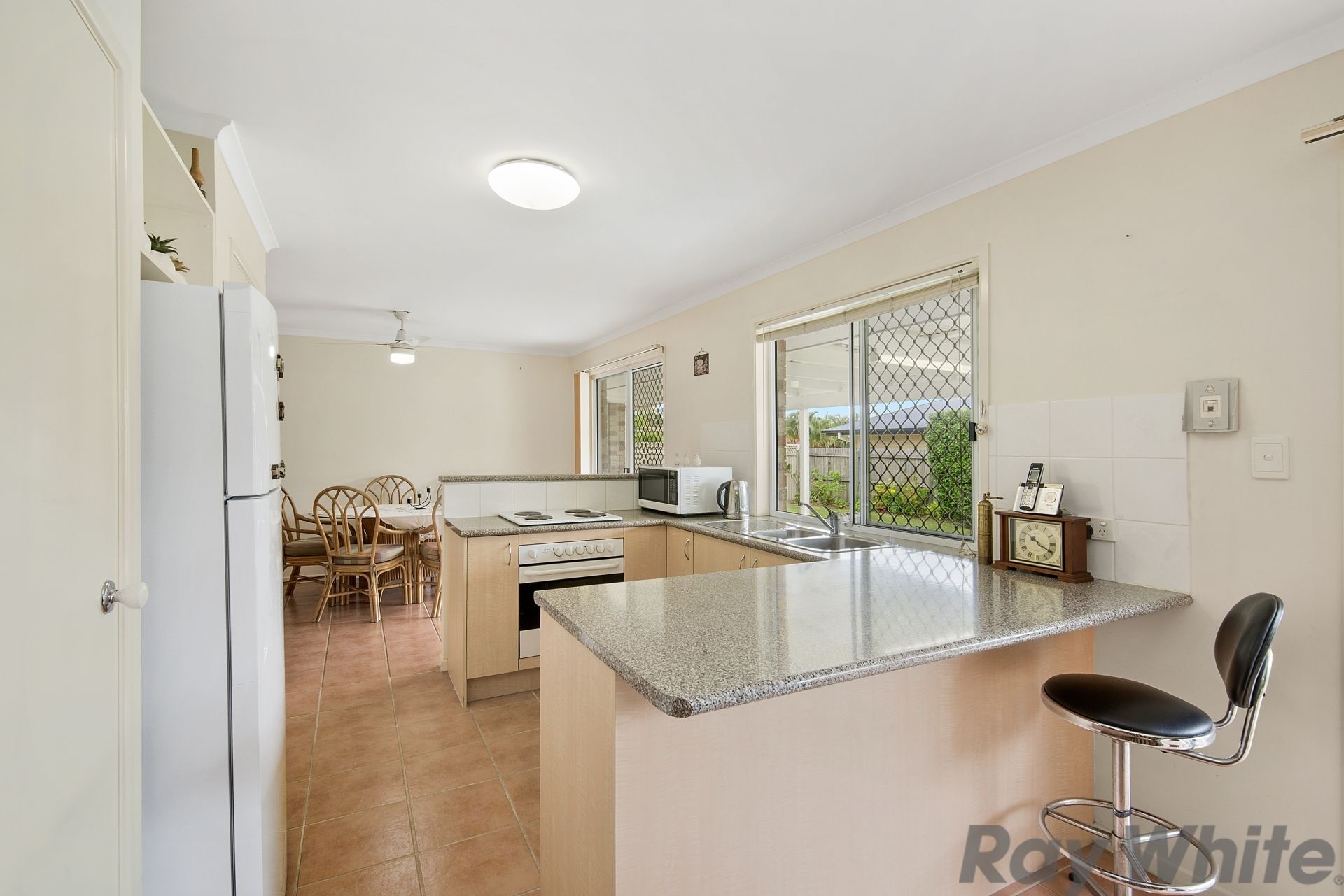 16 Clair Avenue, Deception Bay, QLD 4508