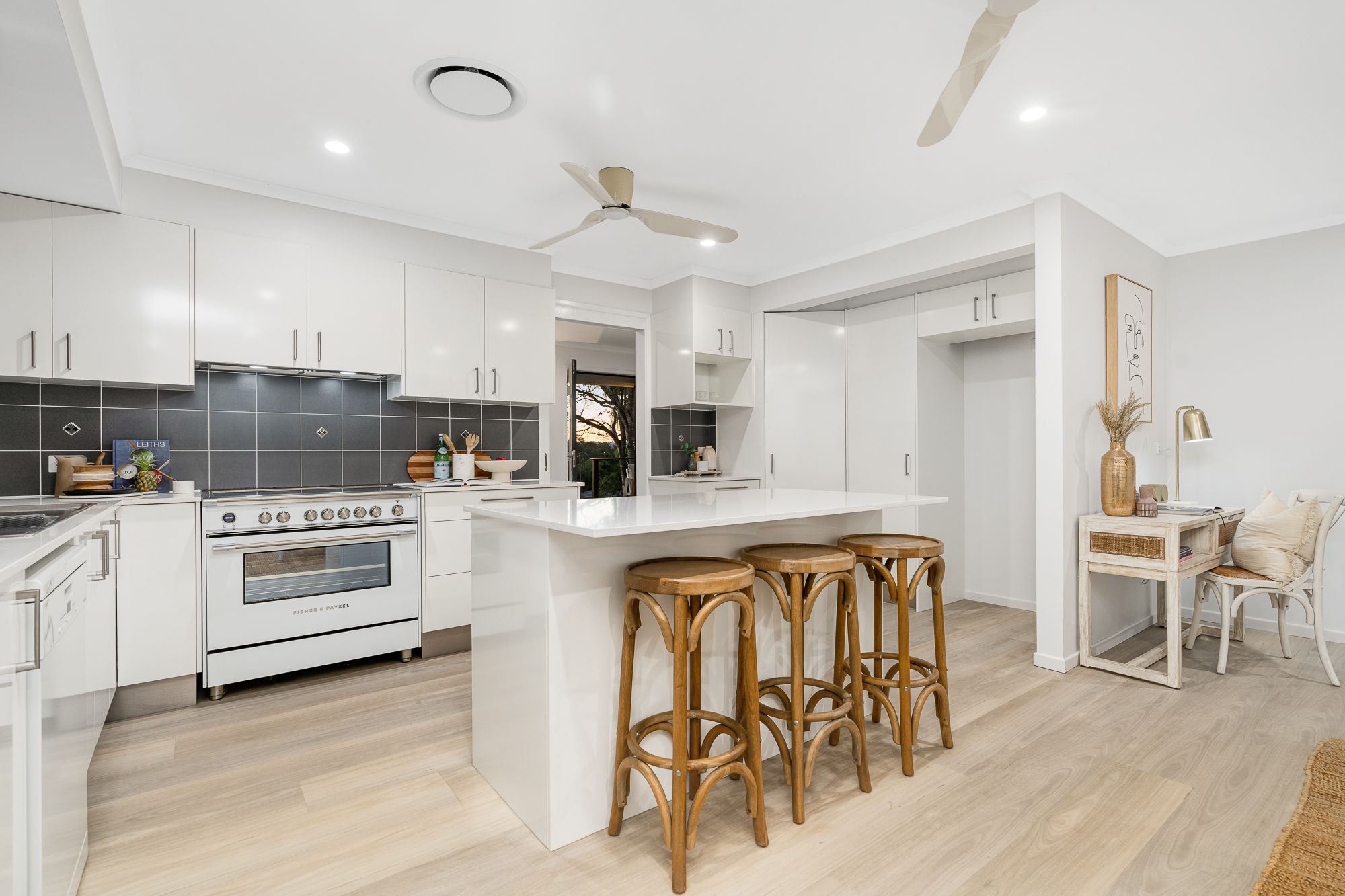 19 Buscall Court — photo 11 of 30