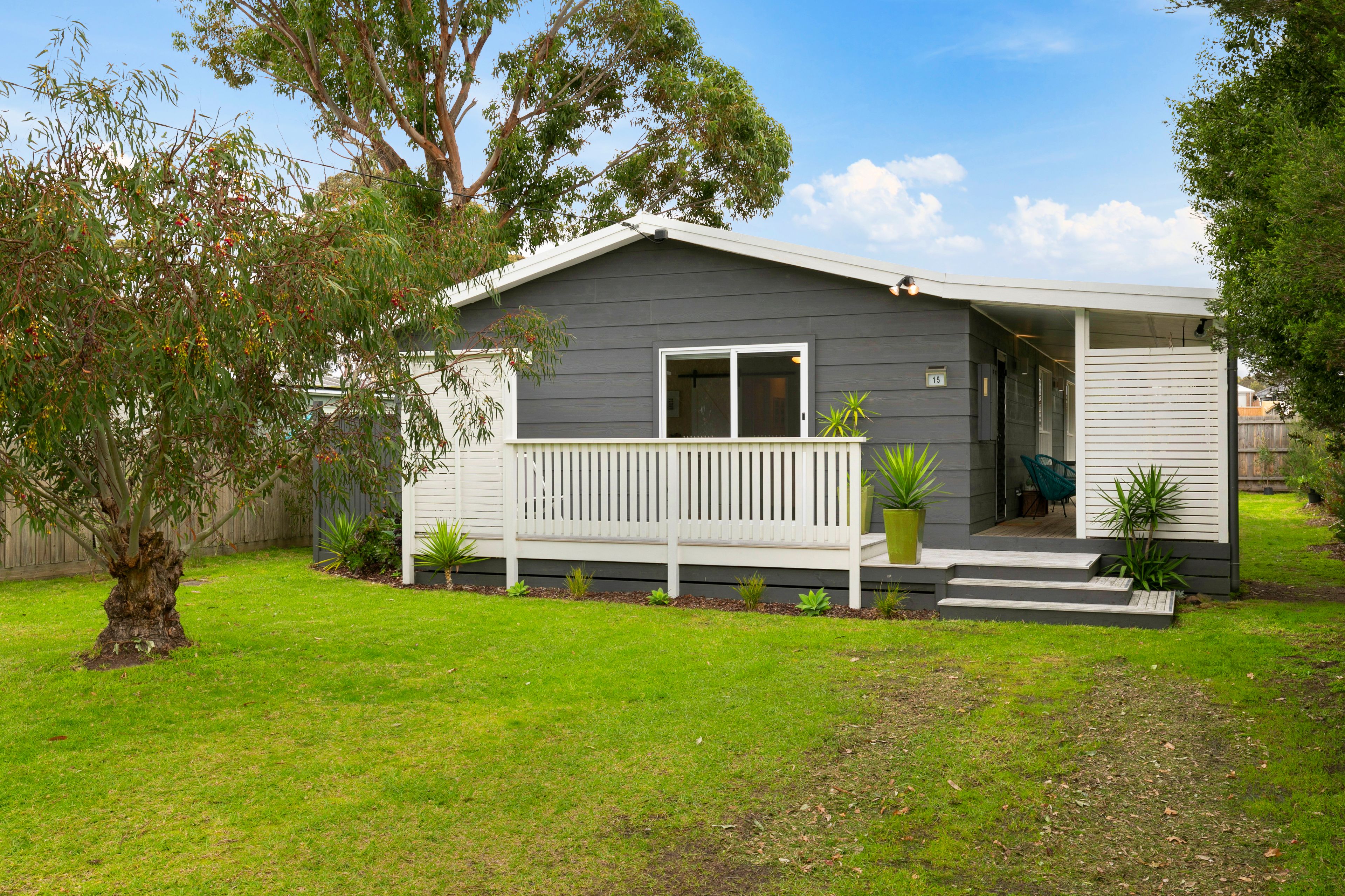 15 Koala Street, Cowes VIC 3922