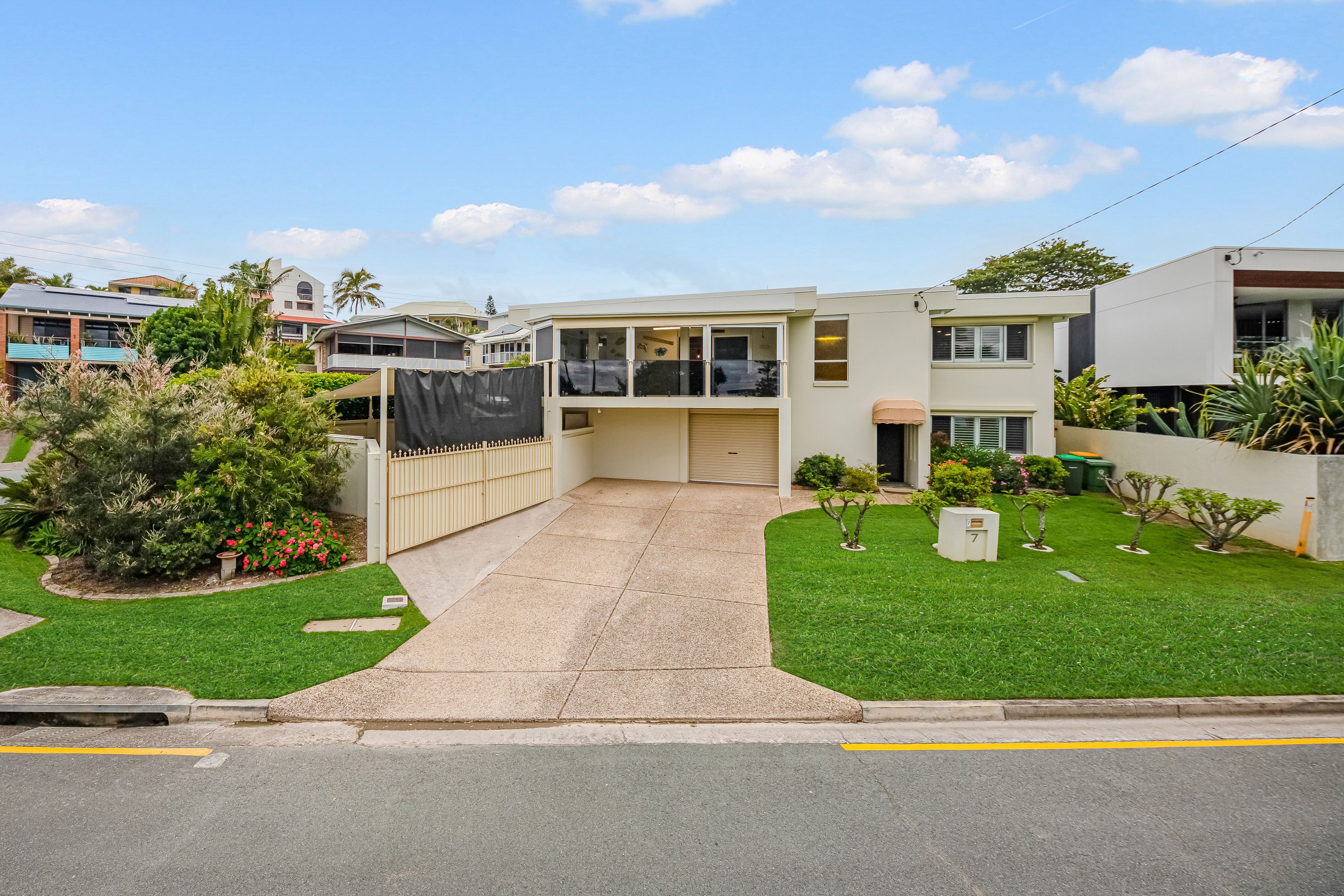 7 Harbour Parade, Buddina, QLD 4575
