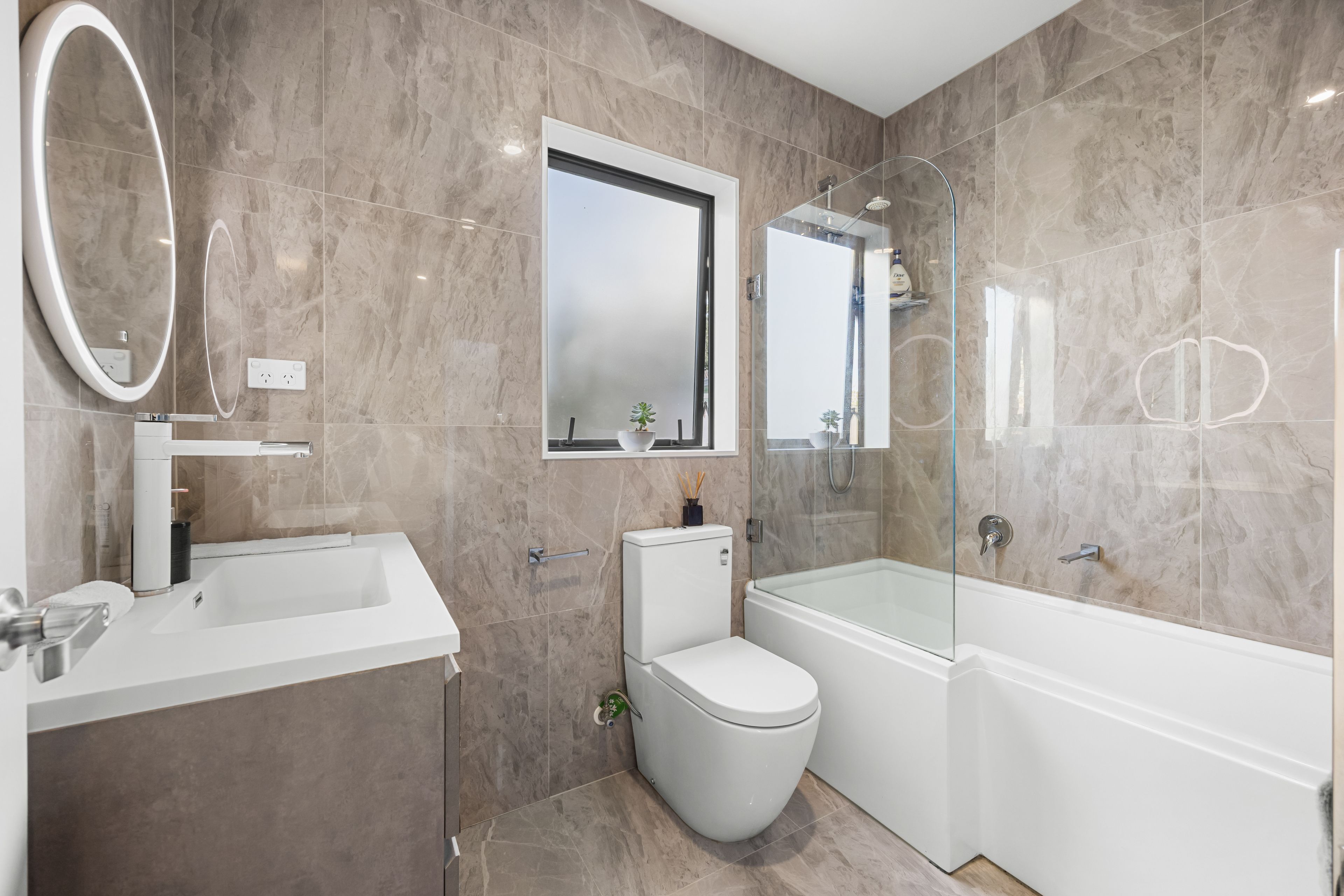 15A Reynella Drive, Massey, Waitakere City