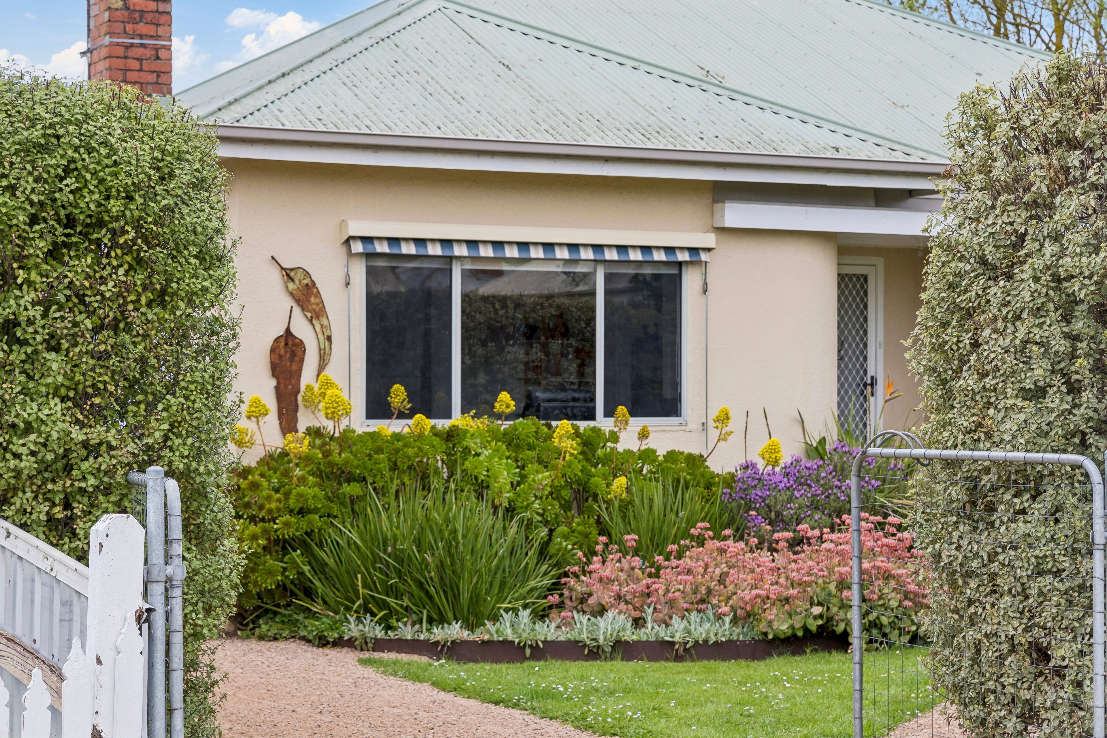 4 Simpson Street — photo 14 of 14
