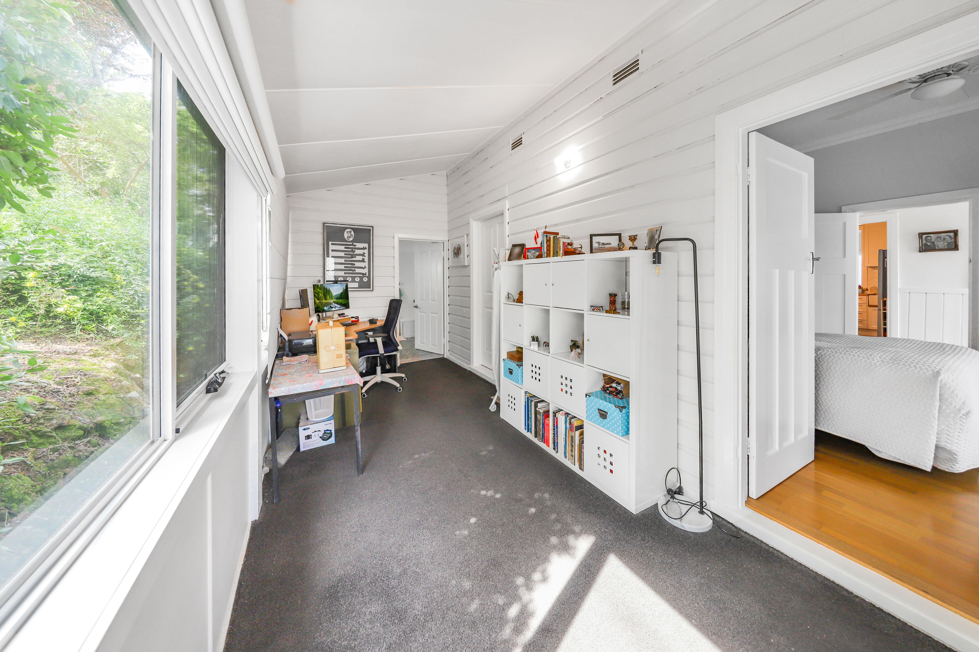 210 Wynyard Street — photo 12 of 26