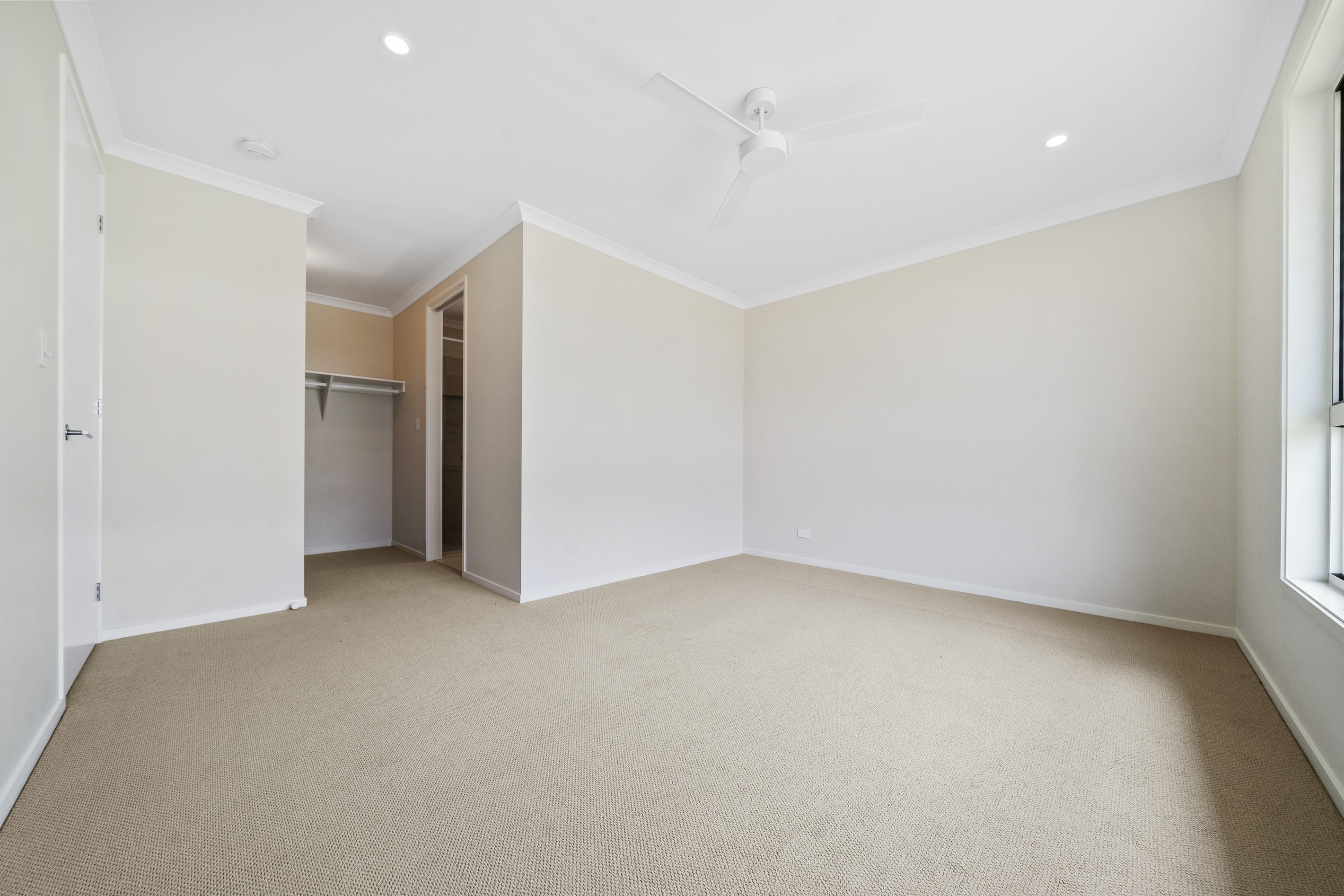 42 Walker Avenue, Belivah, QLD 4207