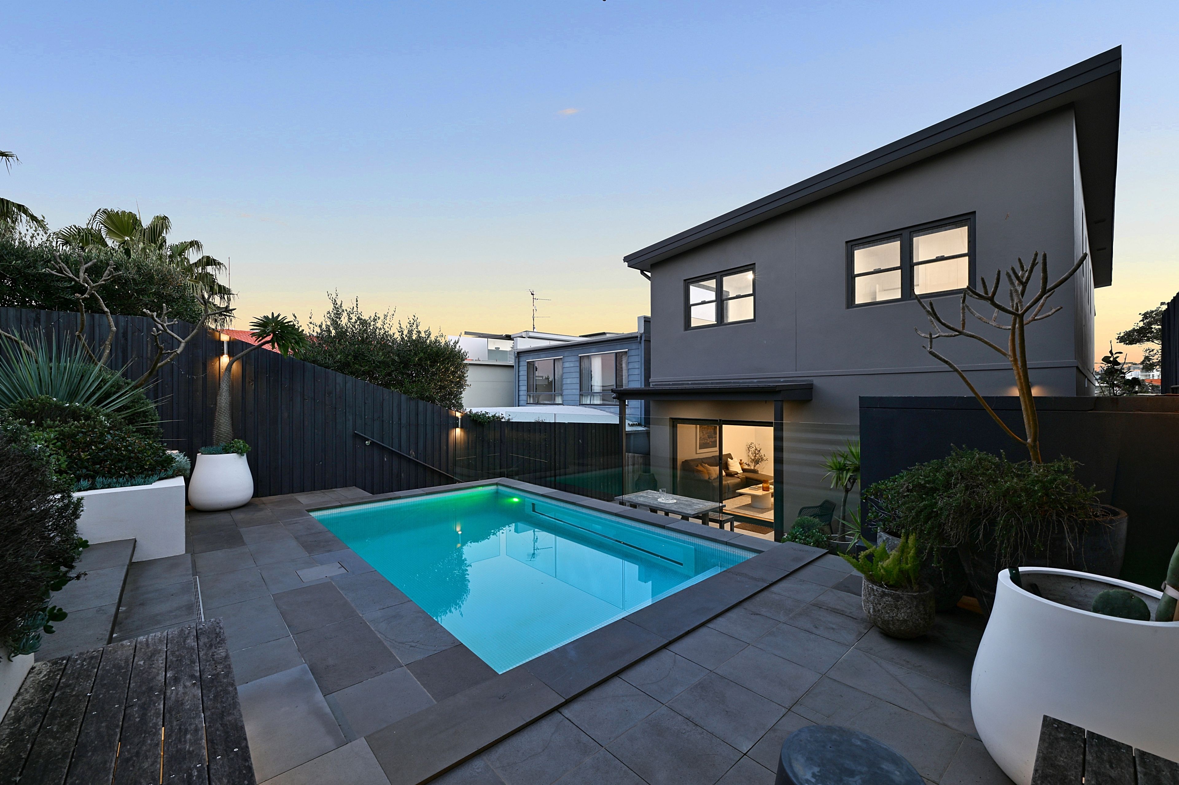 32 Liguria Street — photo 9 of 29