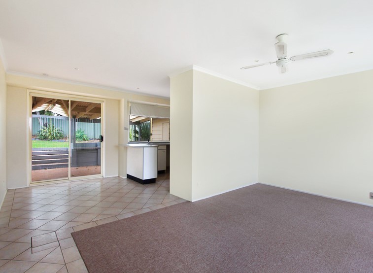 102 Hillside Drive, Albion Park, NSW 2527