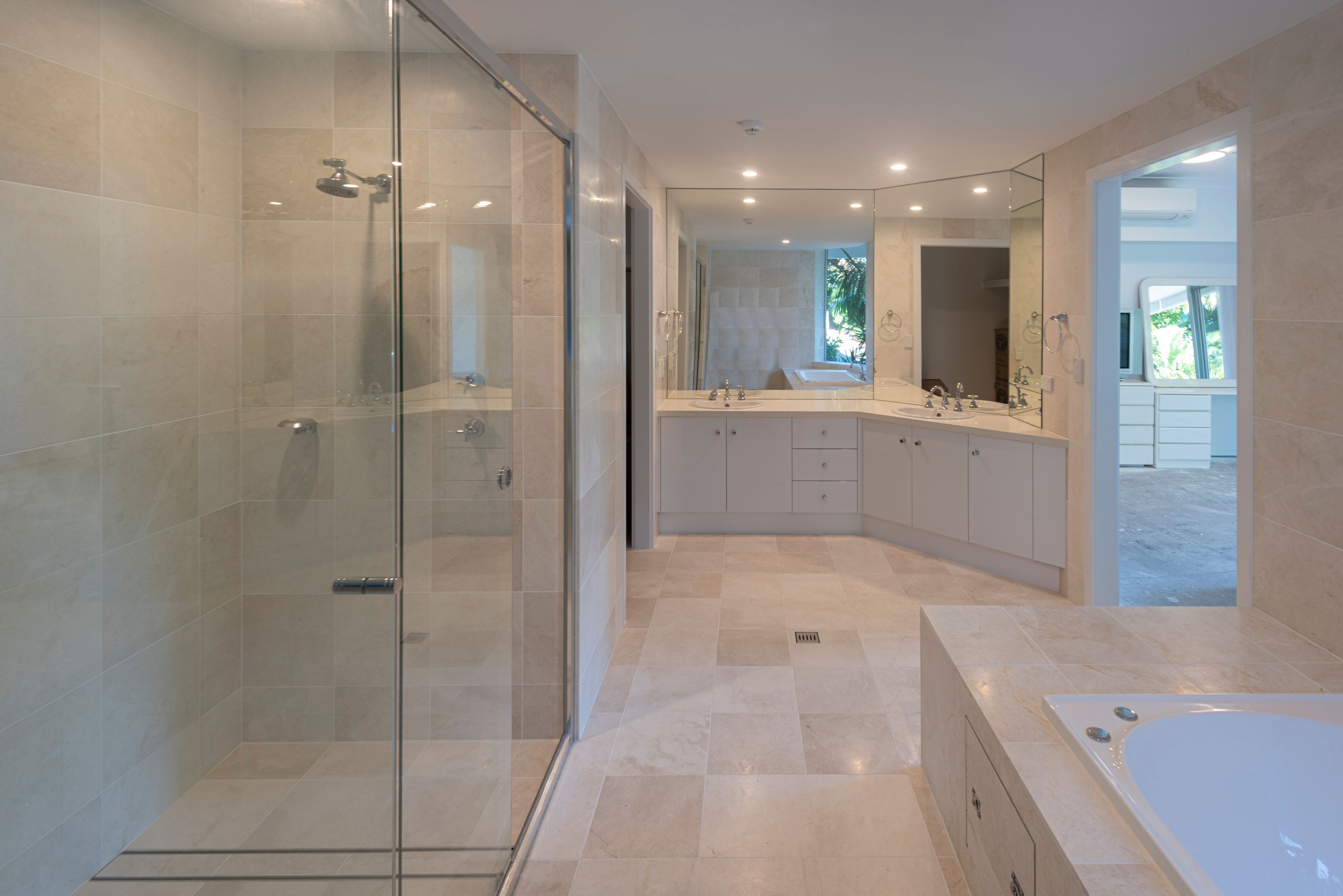 G/1 Marina Drive, Yacht Harbour Towers — photo 13 of 30