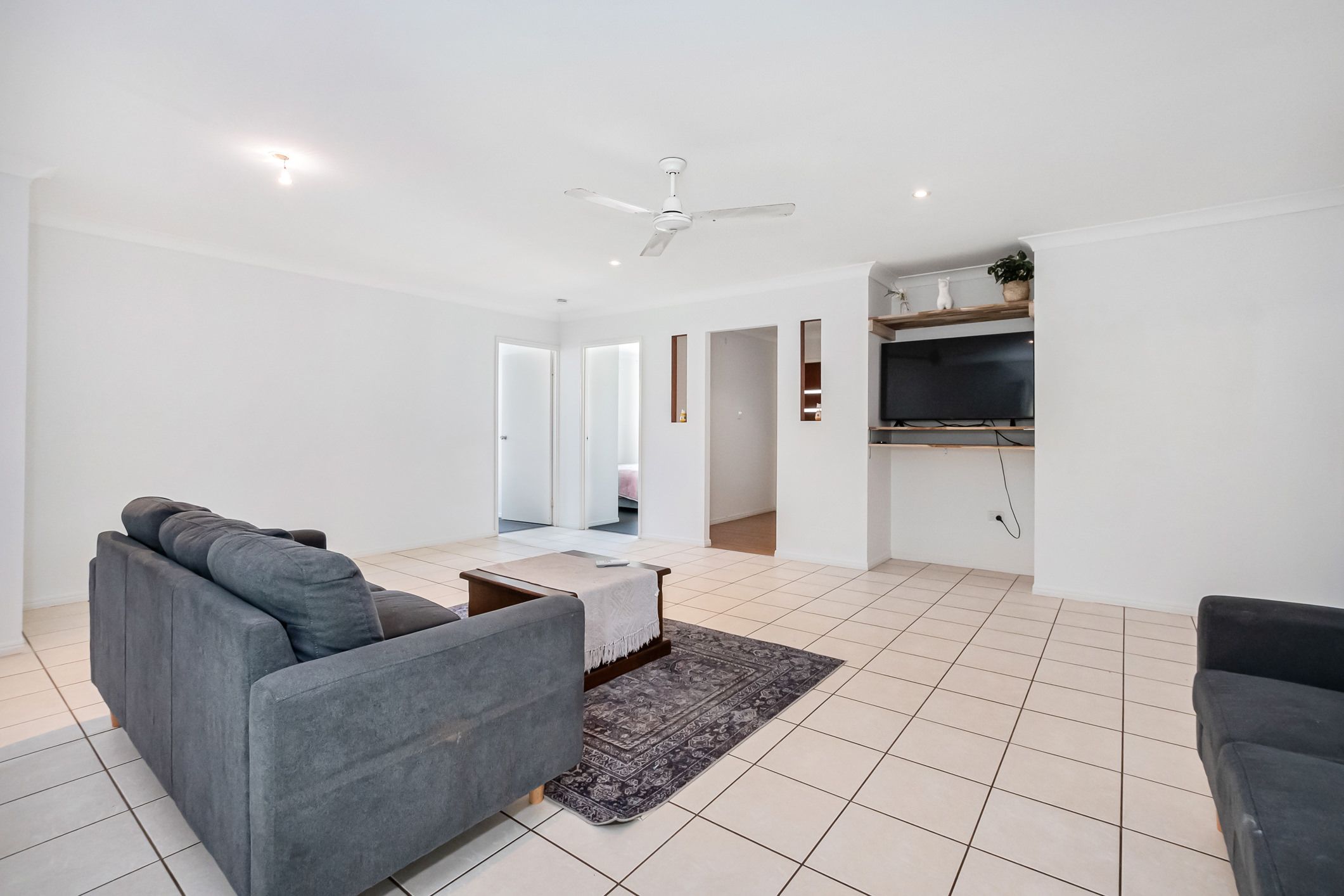 42 Emmadale Drive — photo 9 of 21