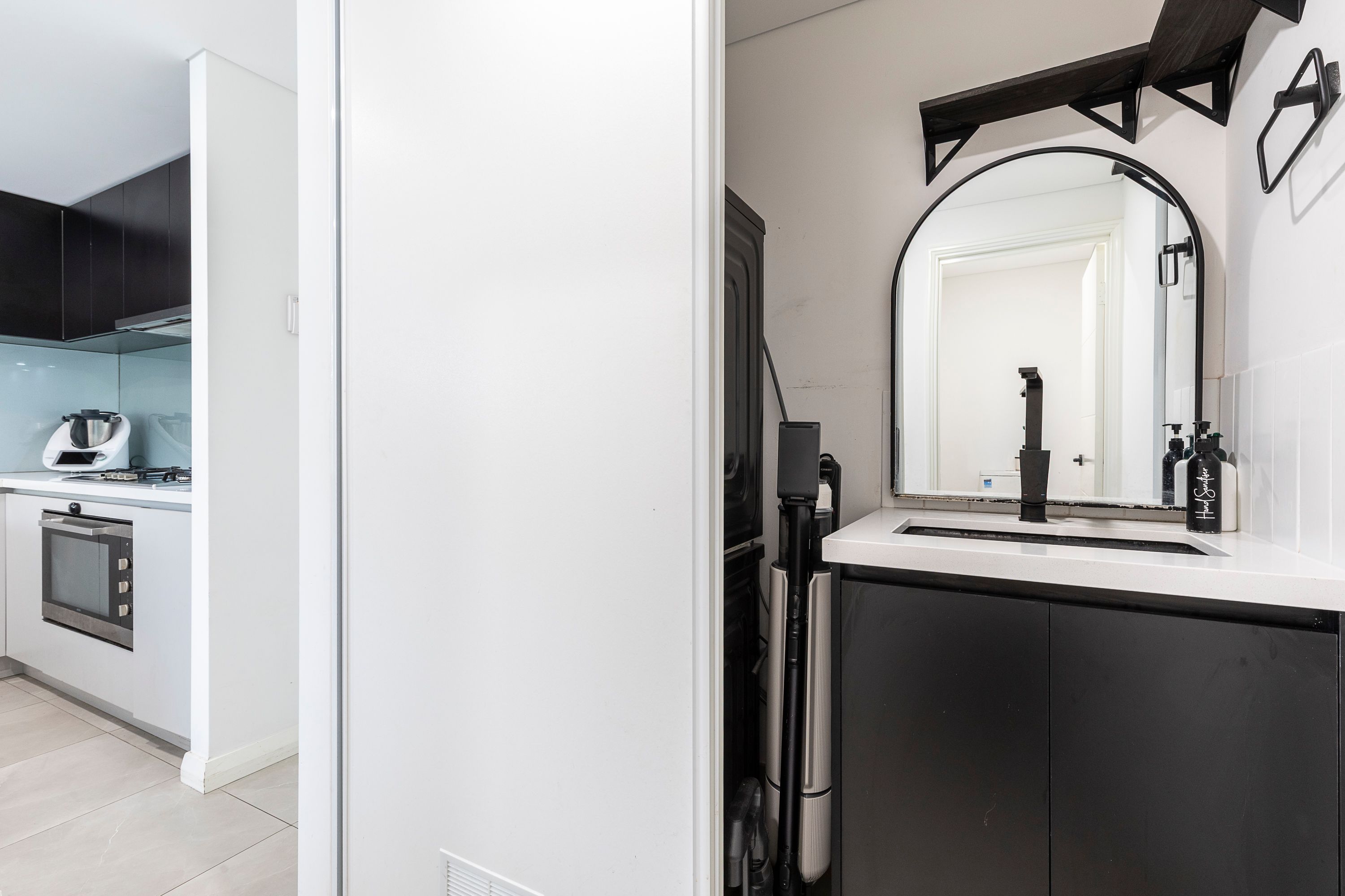 28 Leeder Street — photo 9 of 25