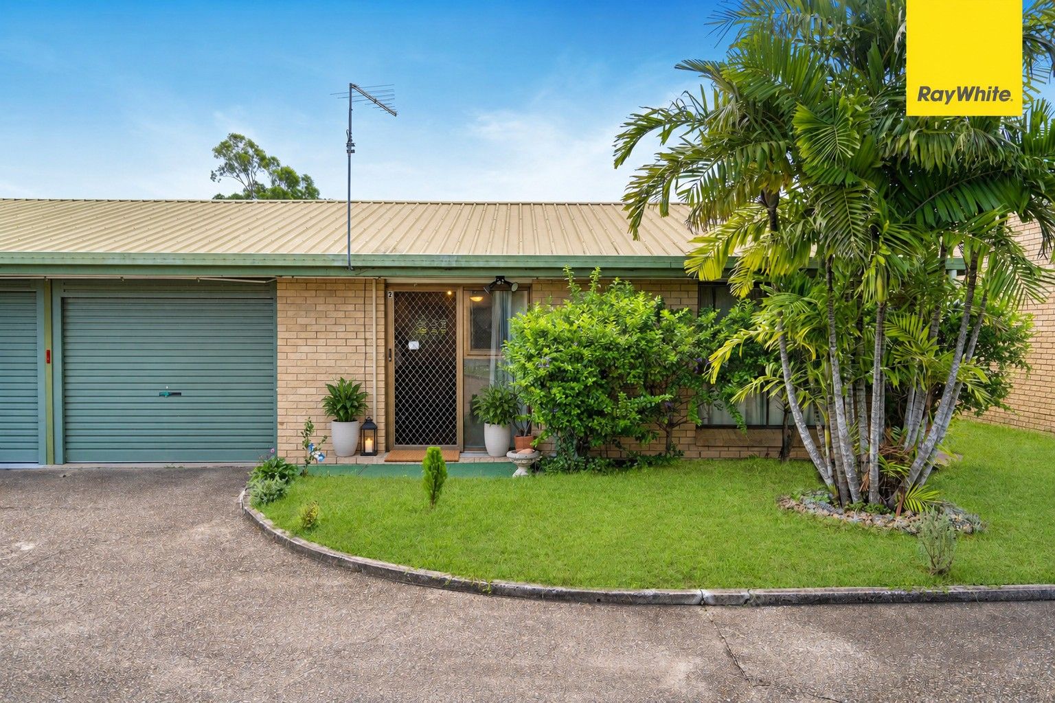 2/23-25 Monash Road — photo from Ray White Logan City