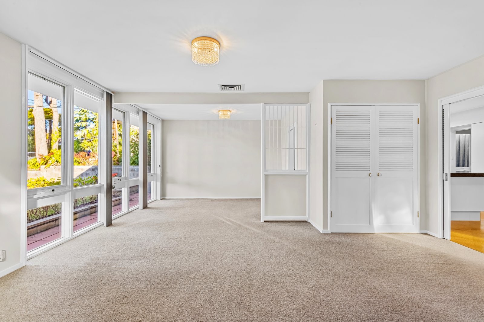 24 Wiseman Road, Castle Hill, NSW 2154