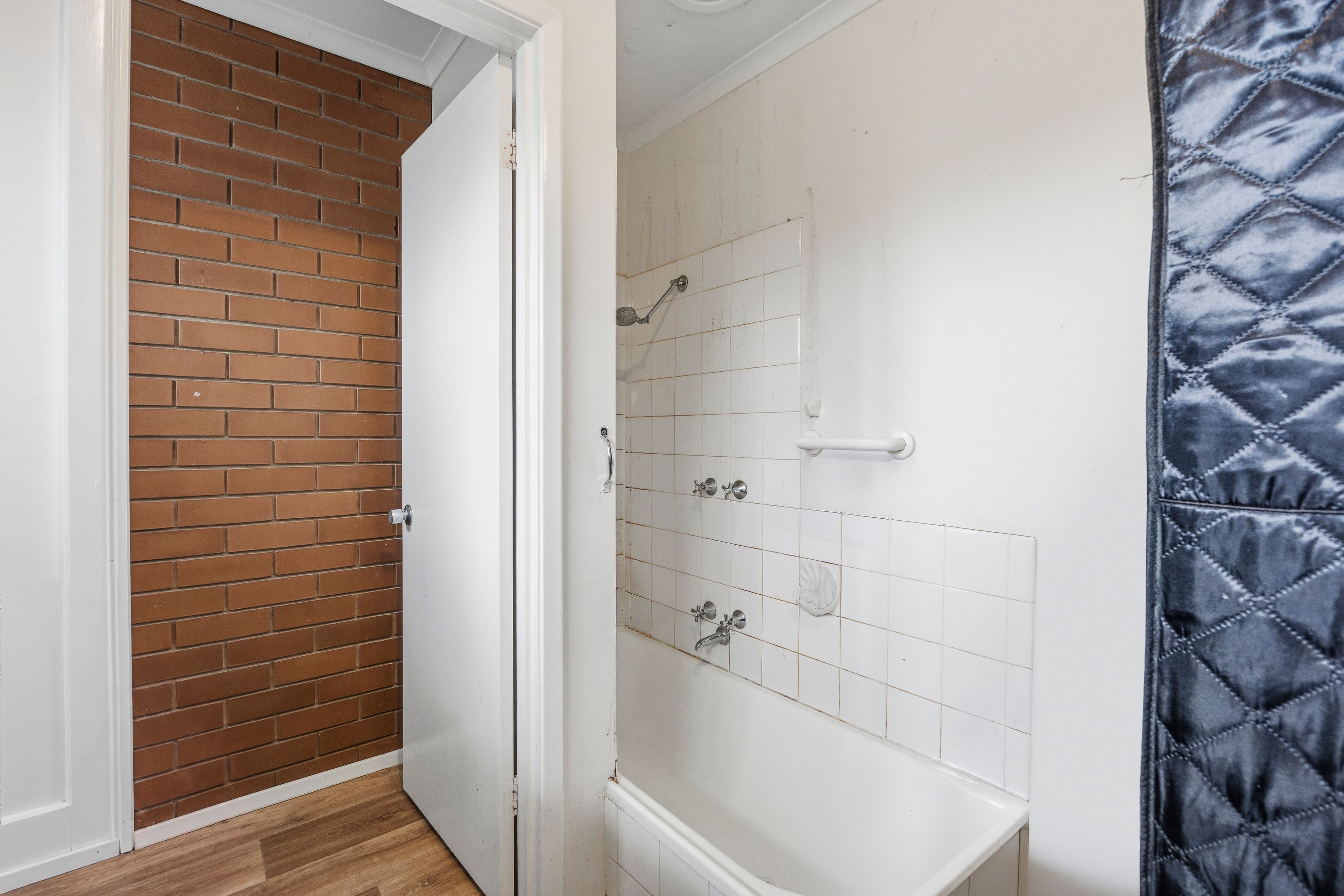 1-4/391 Forest Street — photo 8 of 20