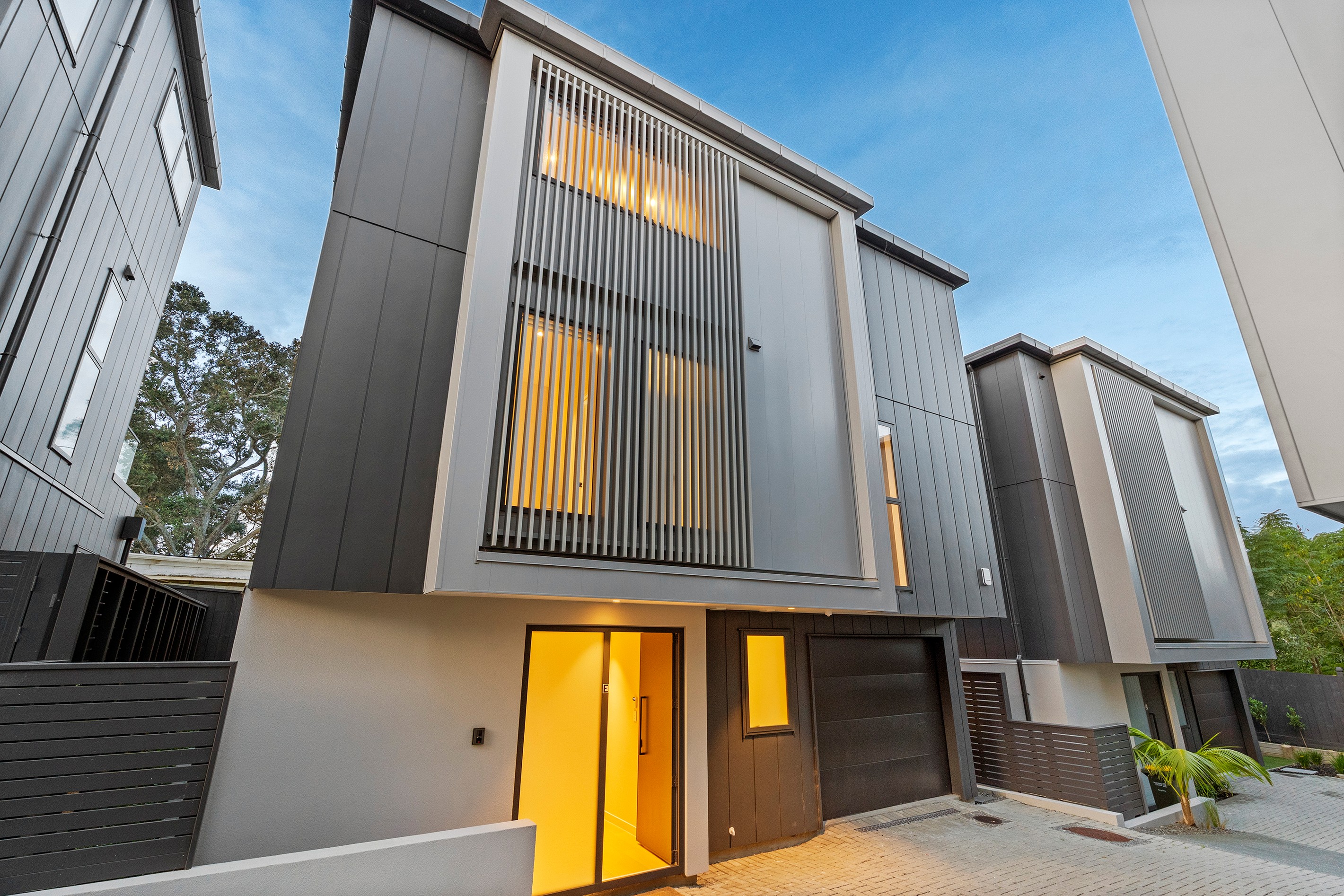 201E Hurstmere Road, Takapuna, North Shore City