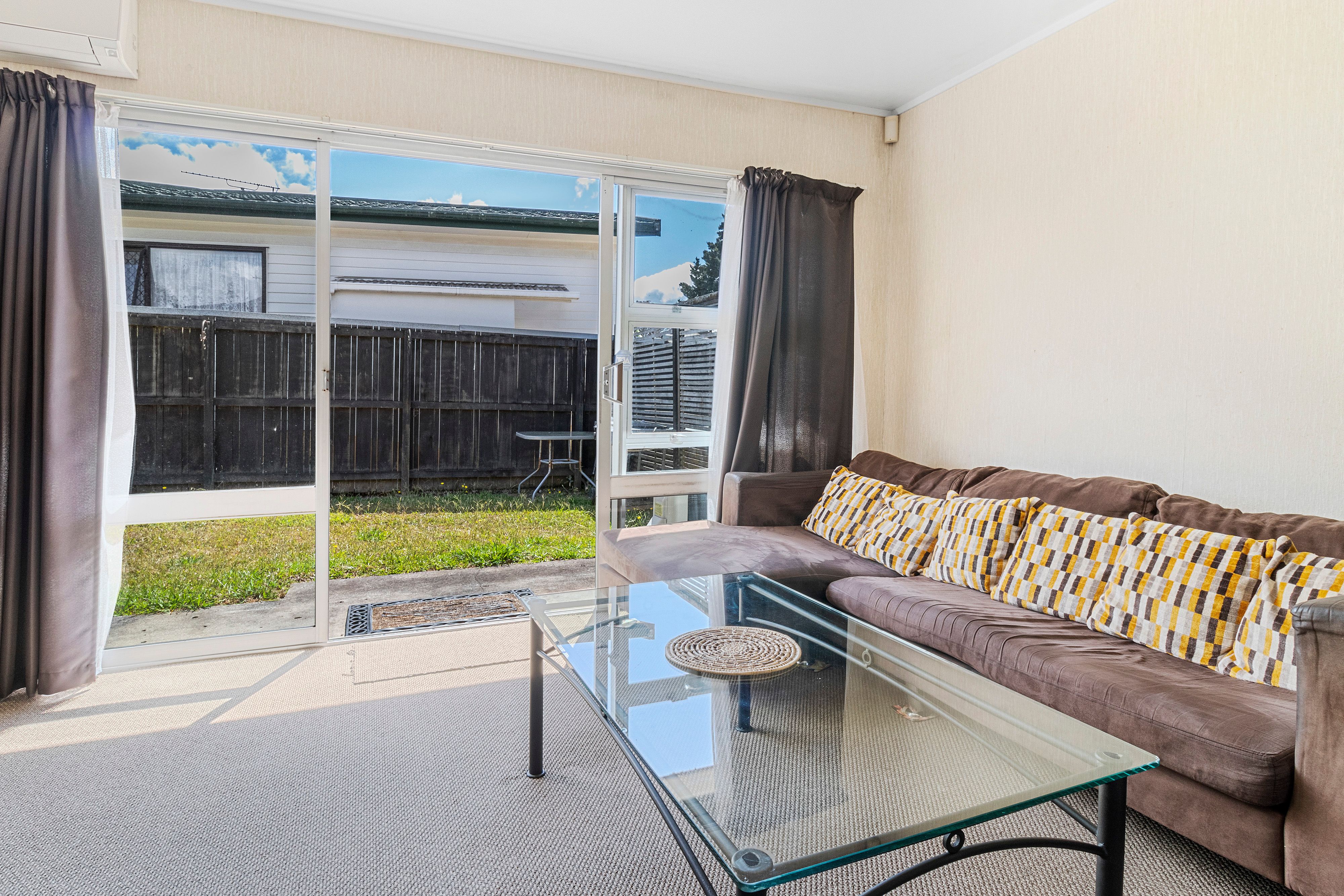 1/10 Roseburn Place, Pakuranga, Manukau City