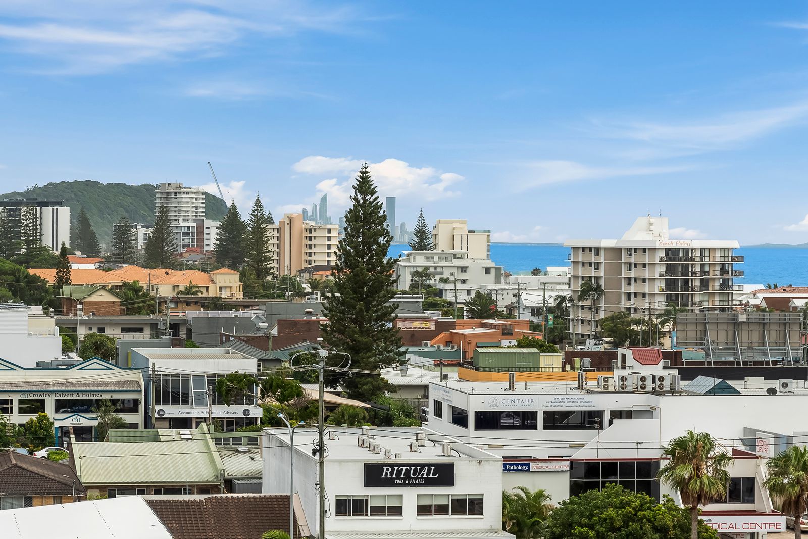 10 Fifth Avenue, Palm Beach QLD 4221