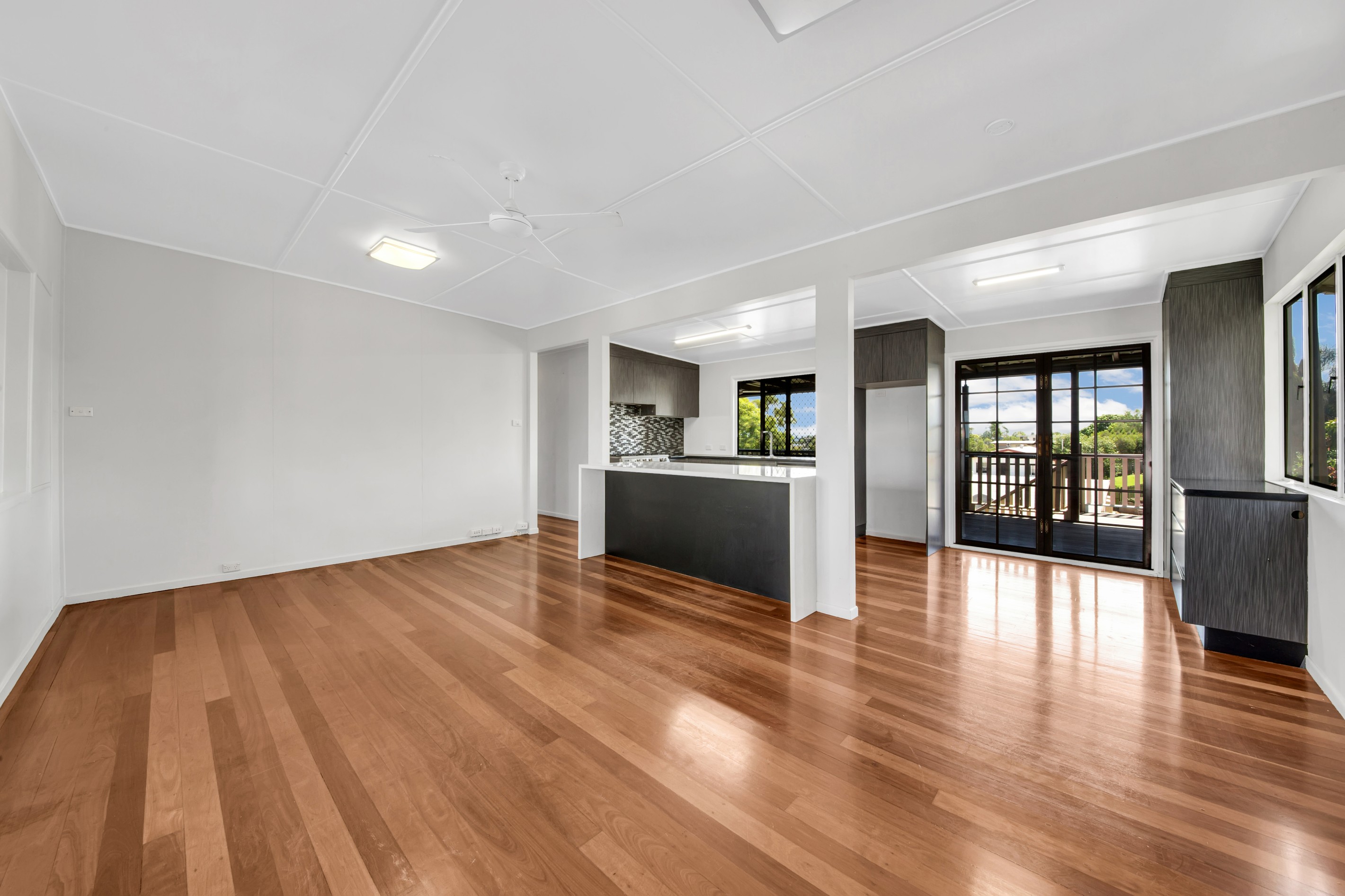 4 Hetherington Street, West Gladstone, QLD 4680