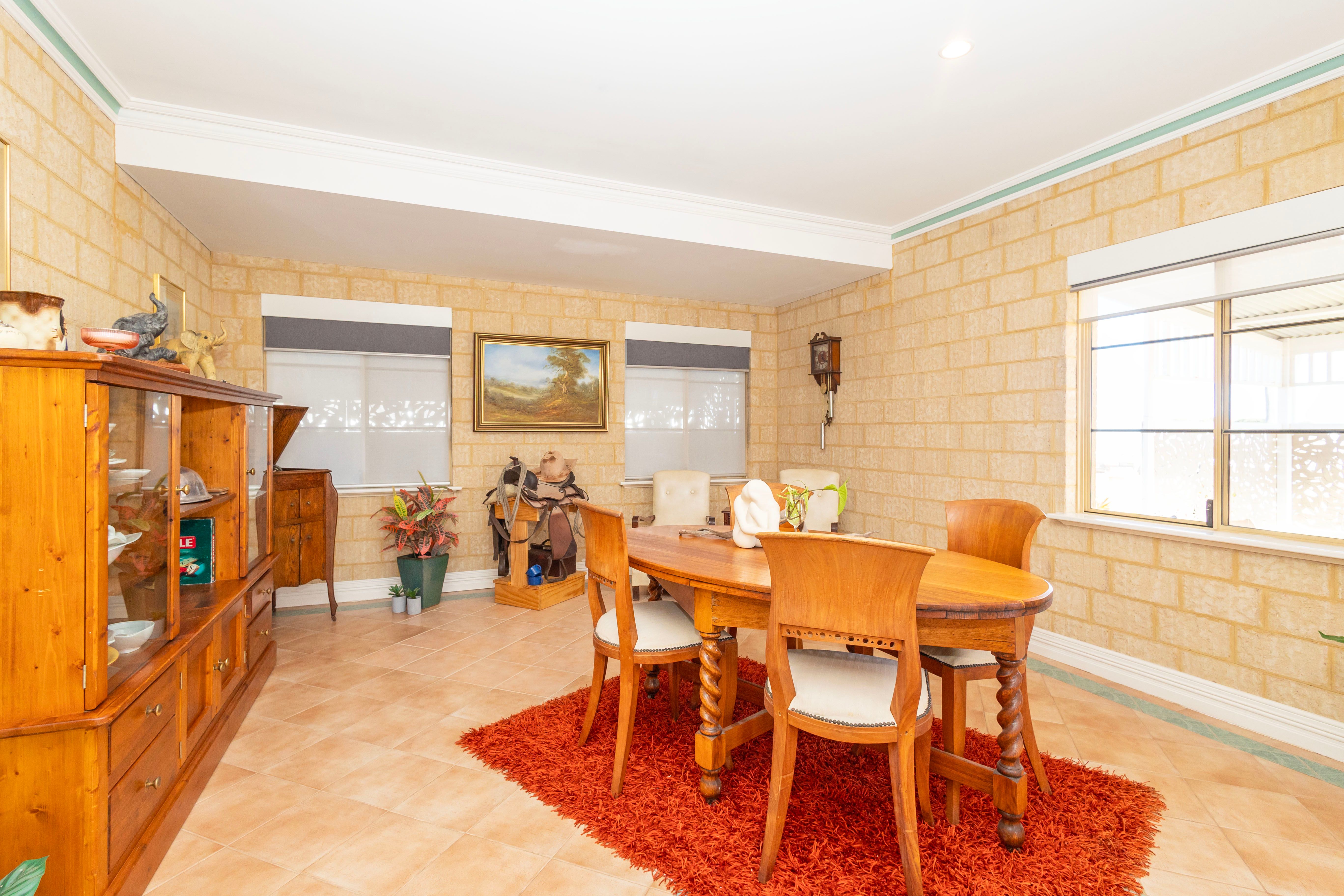 18 CASUARINA Crescent — photo 20 of 30