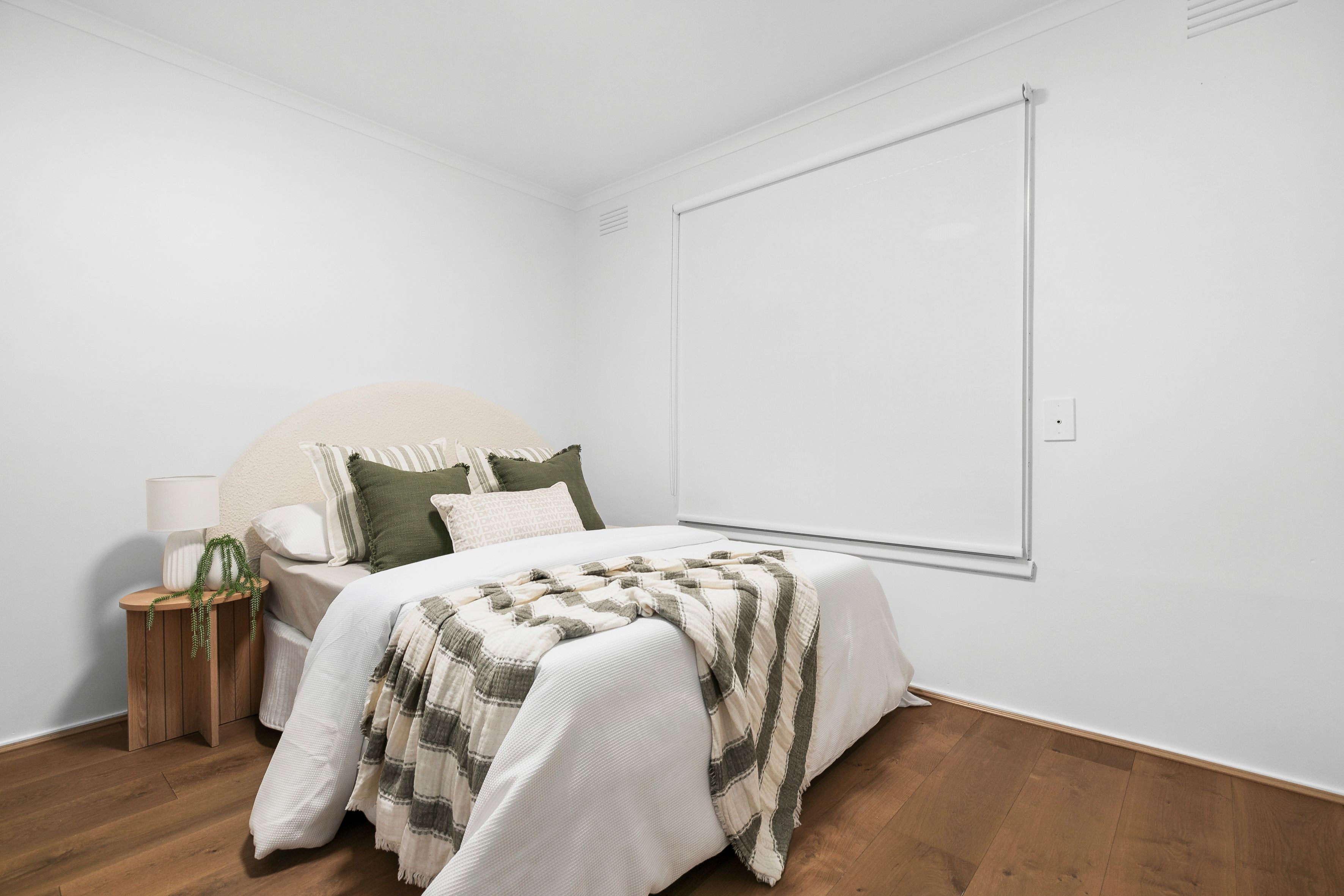 3 Mont Albert Drive — photo 12 of 15