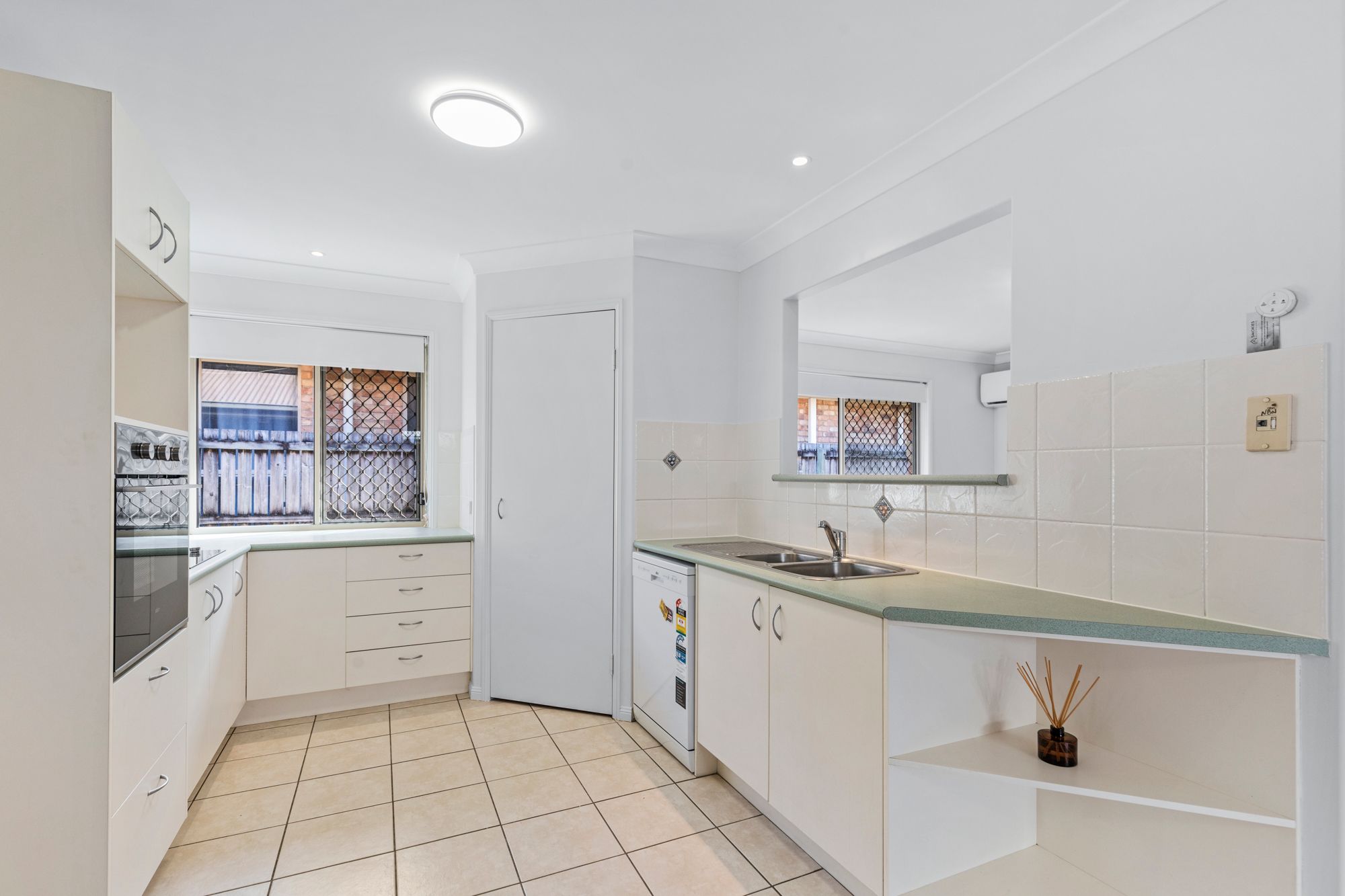19/9 Harpulia Court — photo 9 of 24