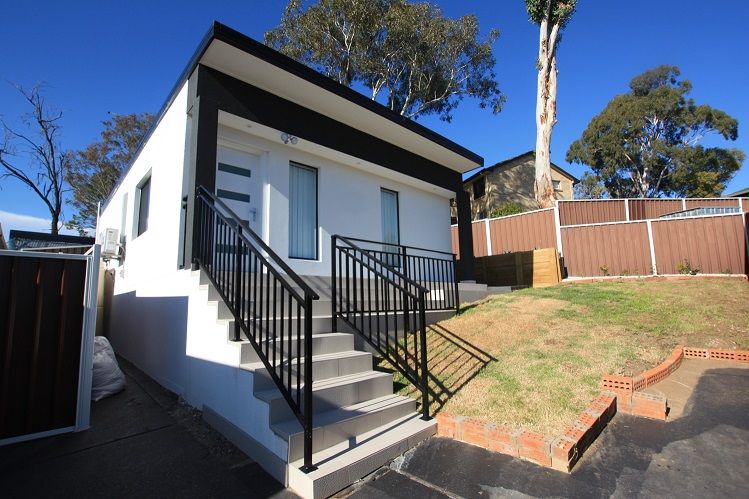 5A Alliott Street, Bradbury, NSW 2560