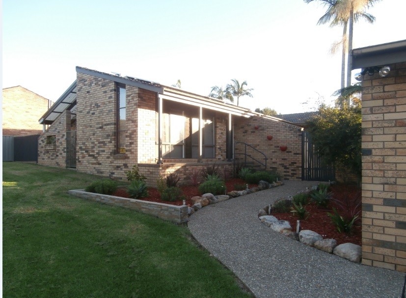 99 Lyndhurst Drive, Bomaderry, NSW 2541