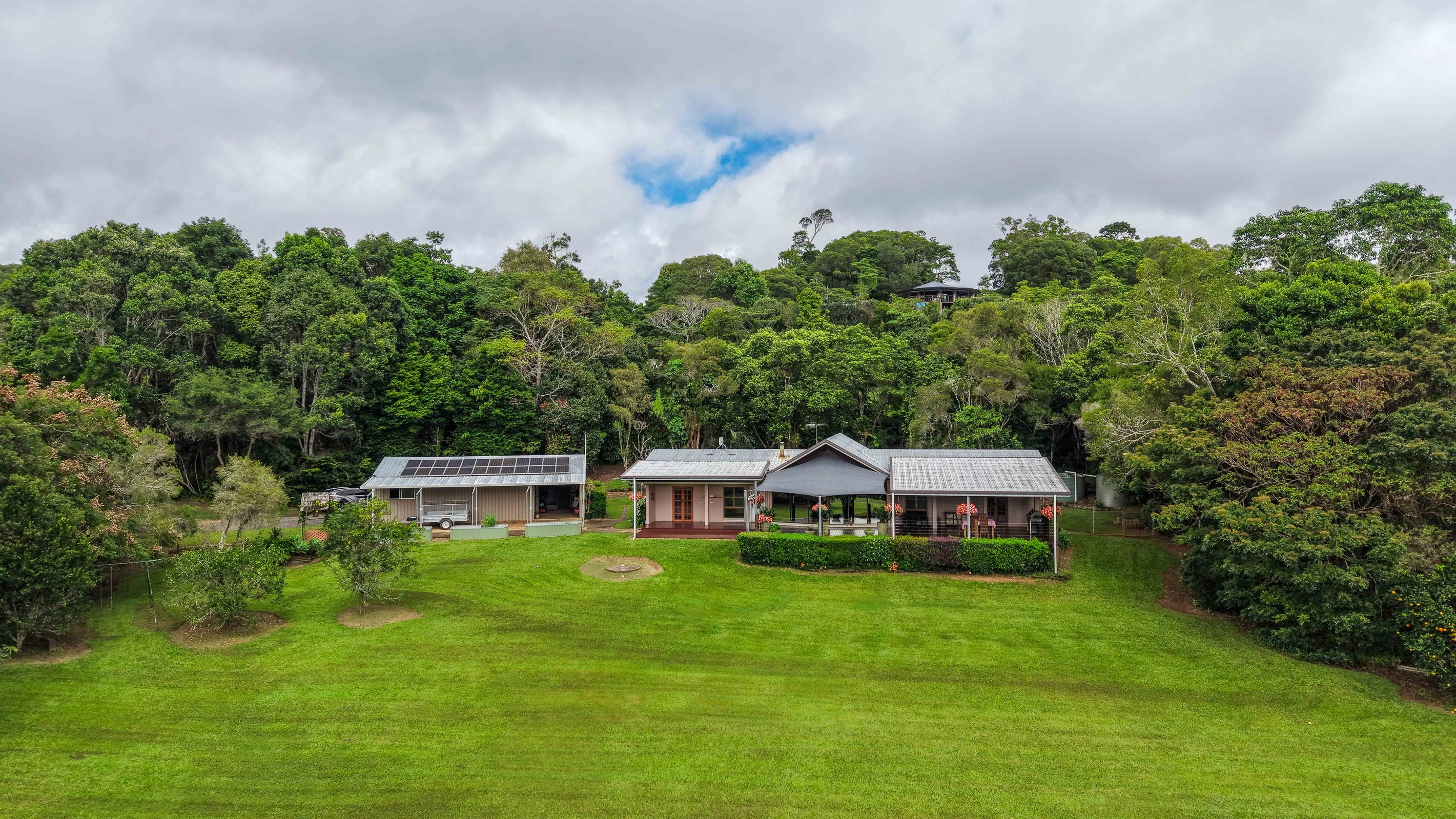 11 Andrews Road, Barrine, QLD 4872