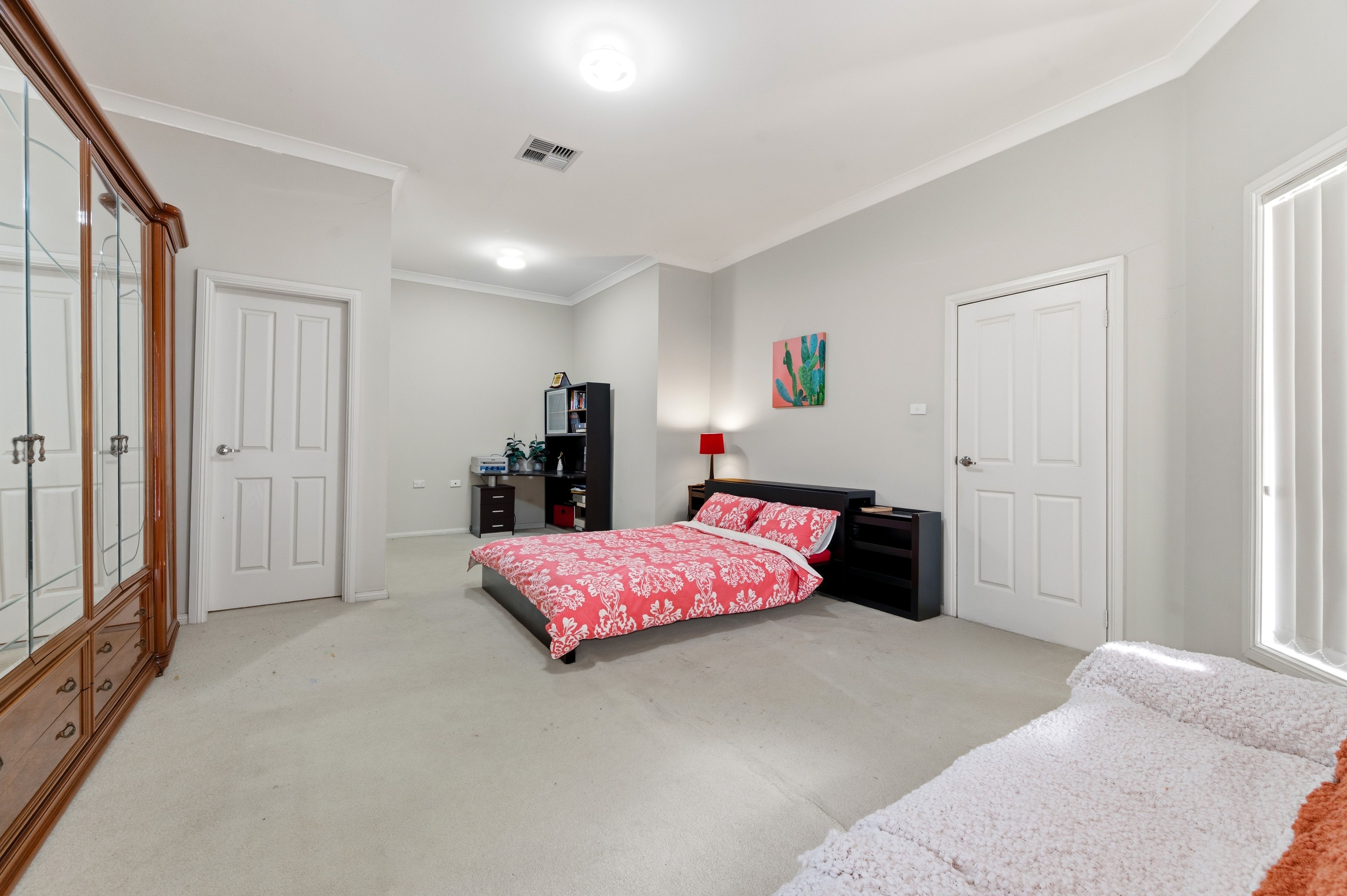 8 St Monica Way — photo 9 of 12