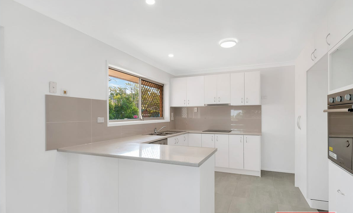 10 SEVERN Court — photo 4 of 6