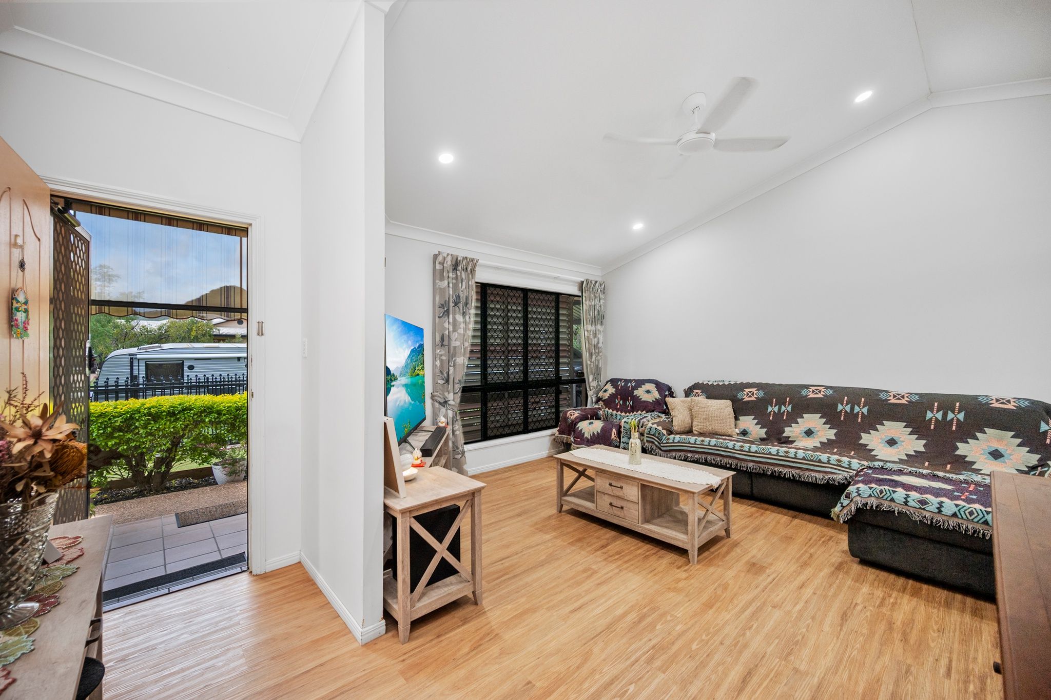 4 Bellamy Street, Rasmussen, QLD 4815