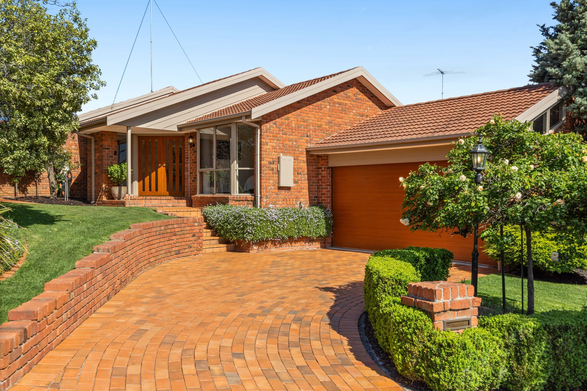 6 Hepburn Court — photo from Ray White Berwick