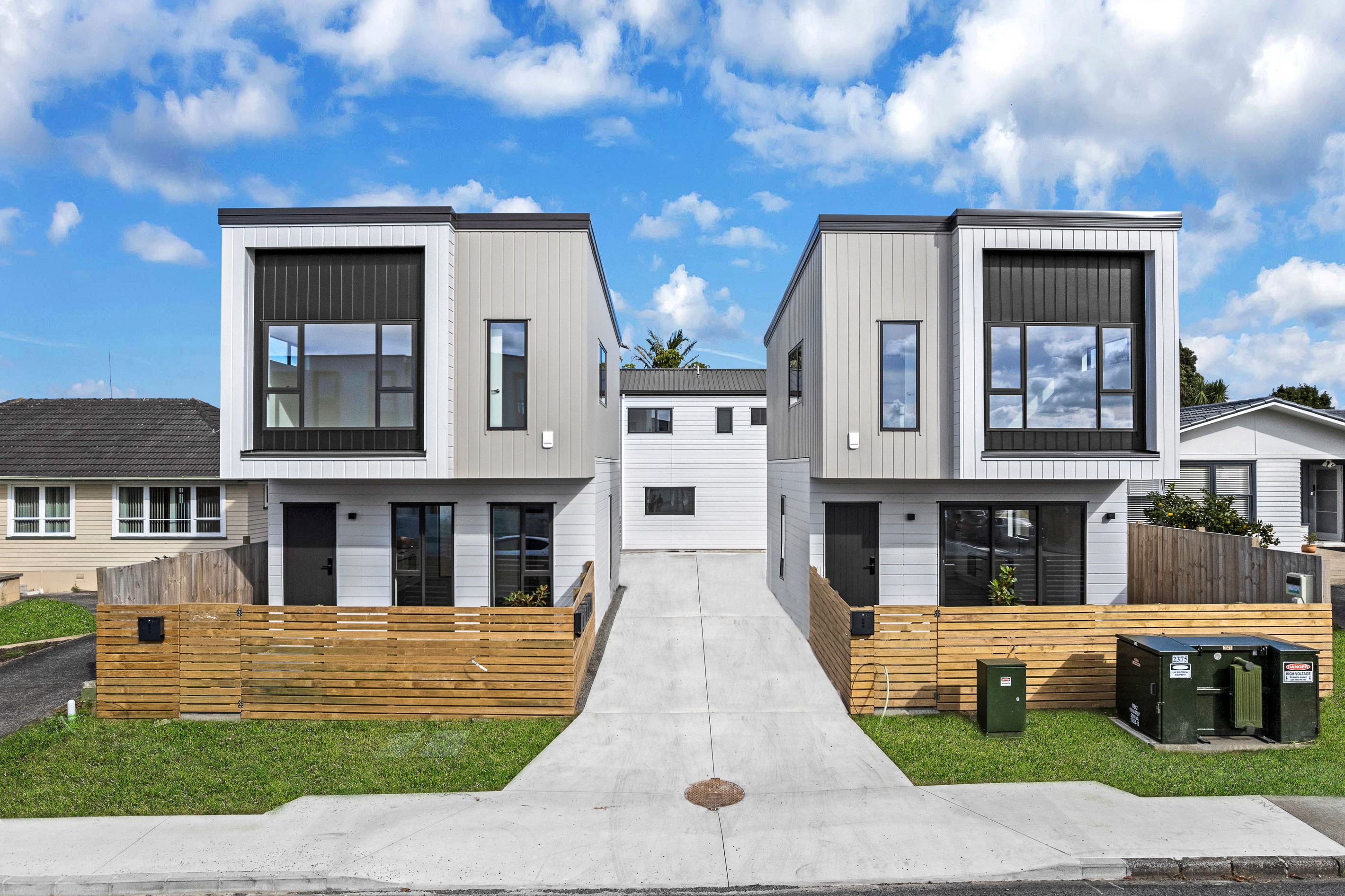 1/14 Montmere Avenue, Te Atatu Peninsula, Waitakere City