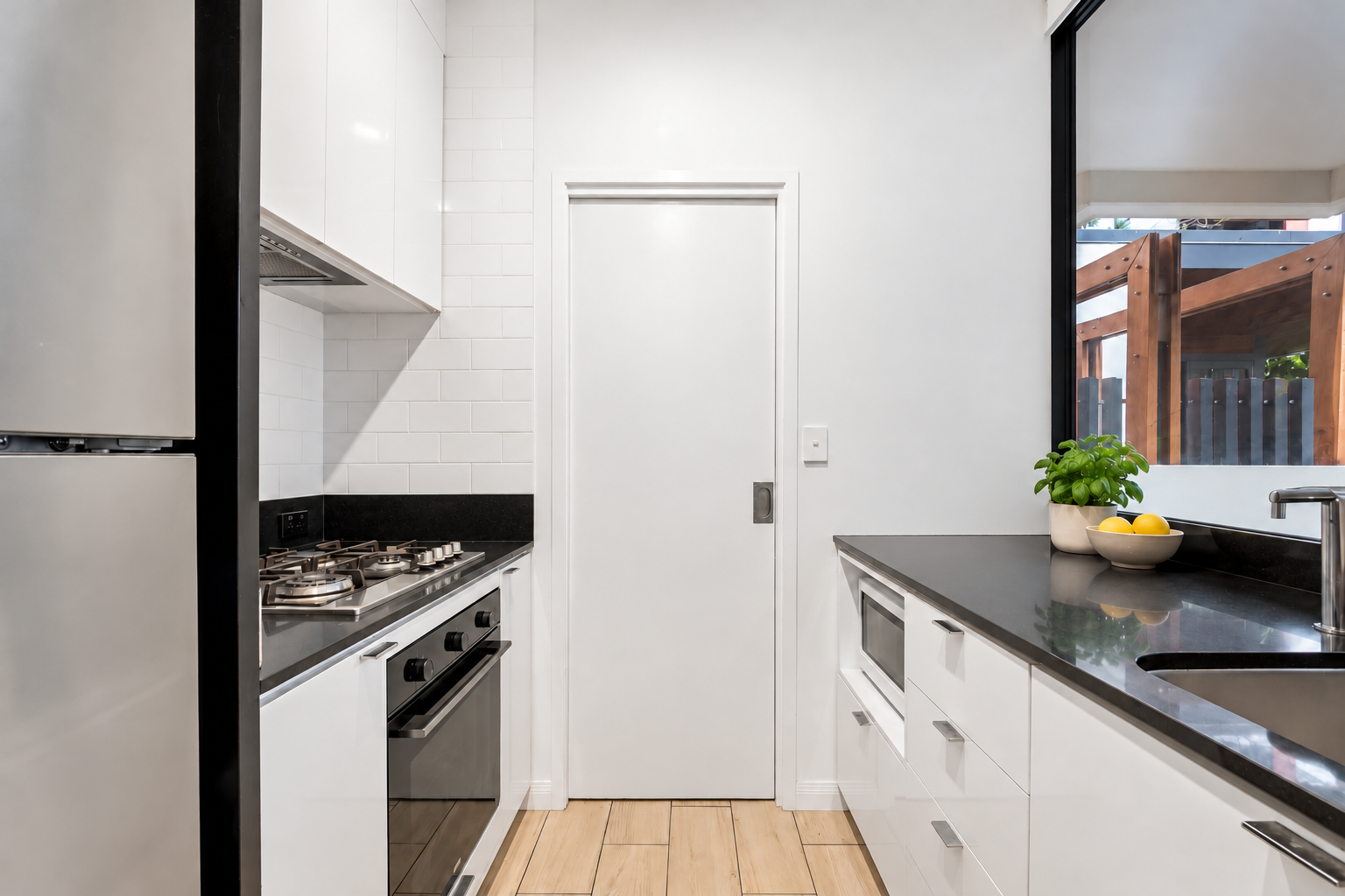 2210/3 Gibbon Street — photo 5 of 19
