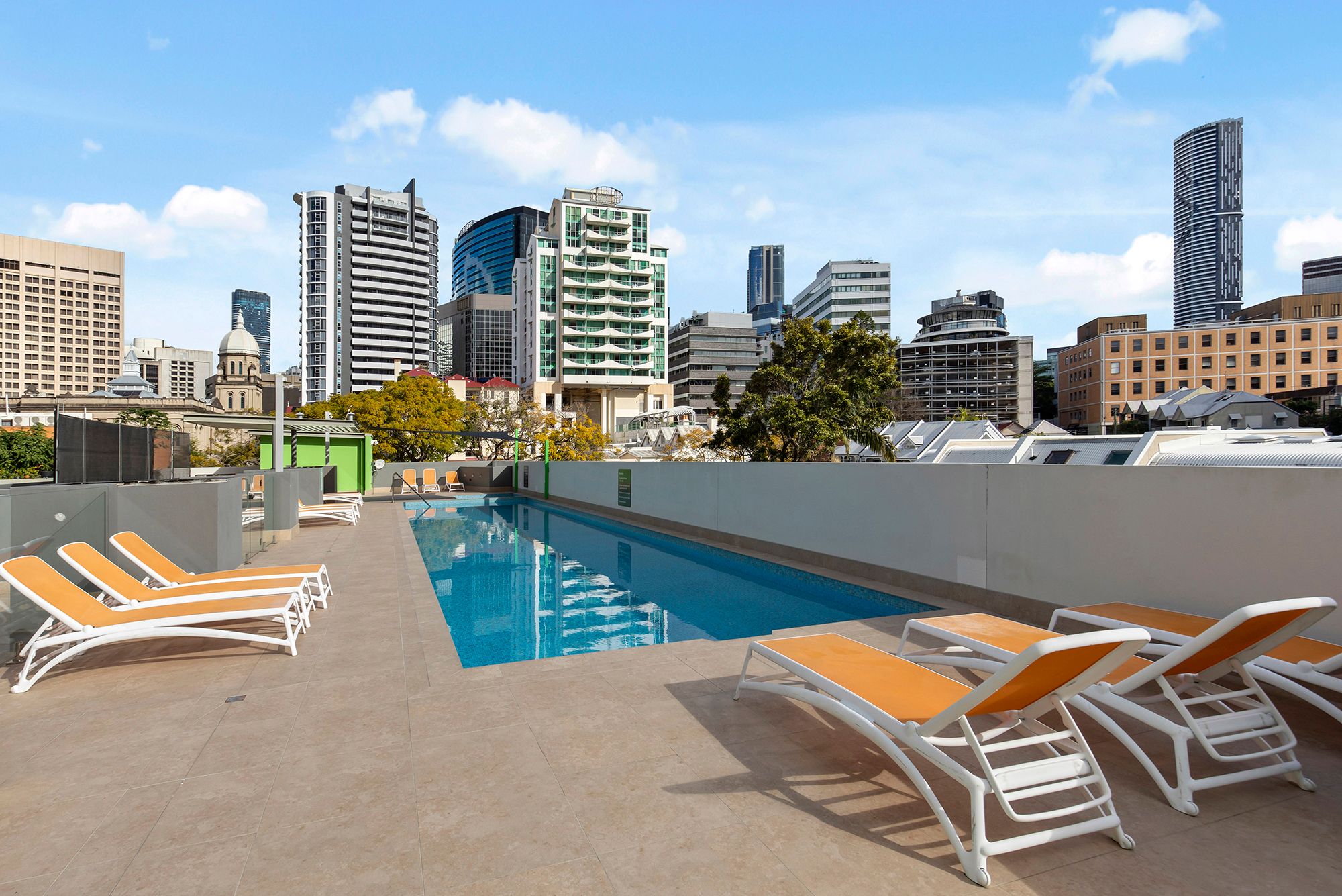 14/454 Upper Edward Street — photo 4 of 20