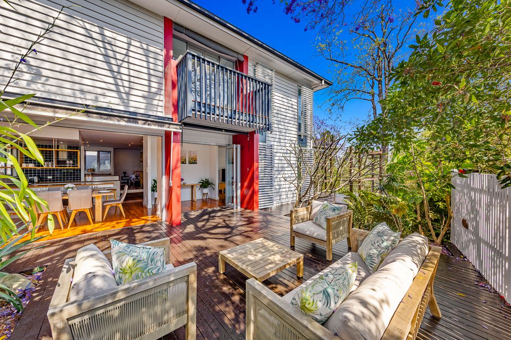 6 Fraser Terrace, Highgate Hill QLD 4101