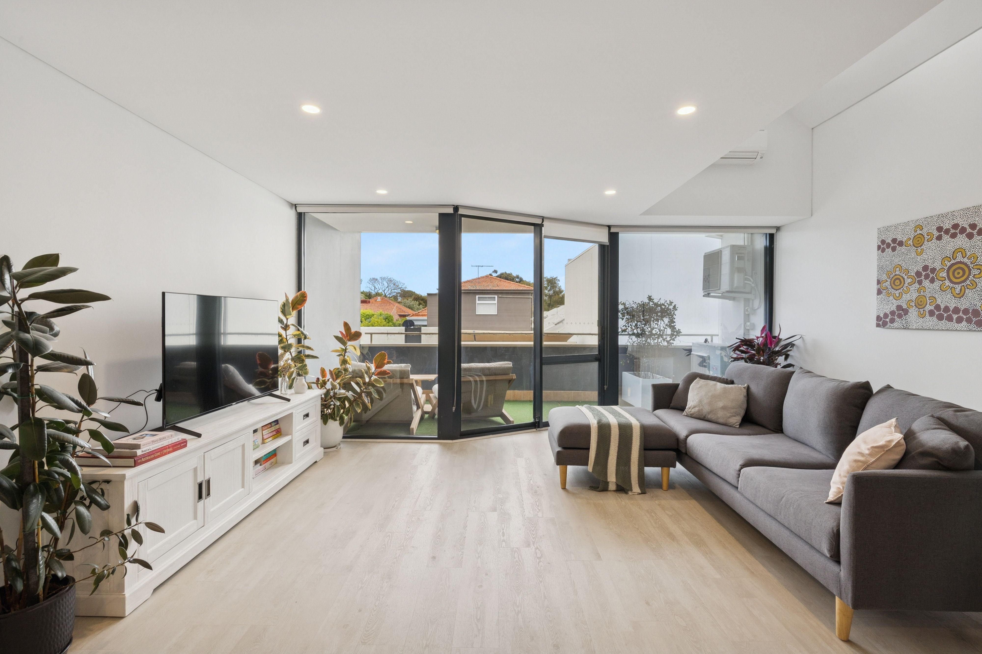 2/220 Nicholson Road, Subiaco, WA 6008