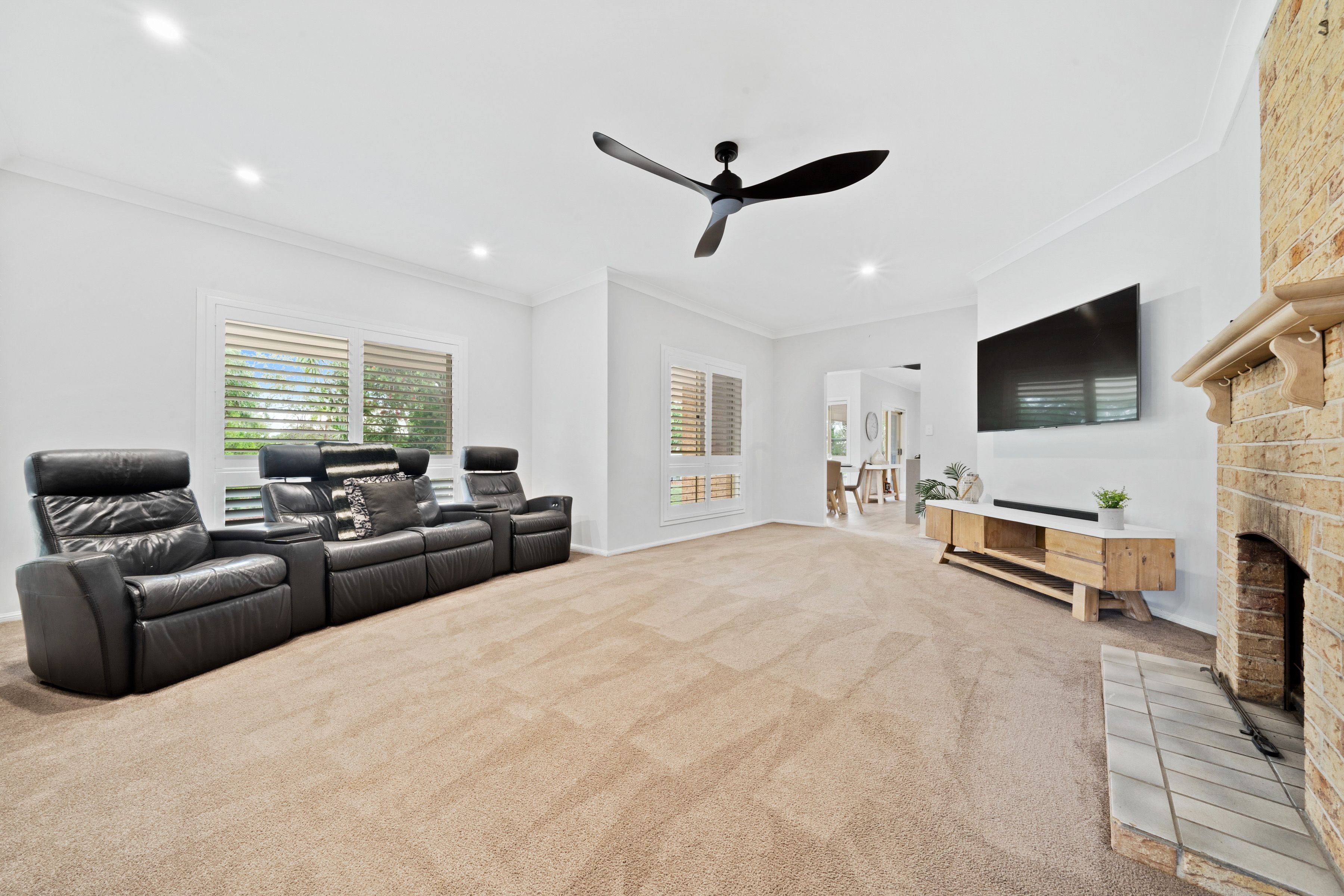 35 Lloyd Court, Heritage Park, QLD 4118
