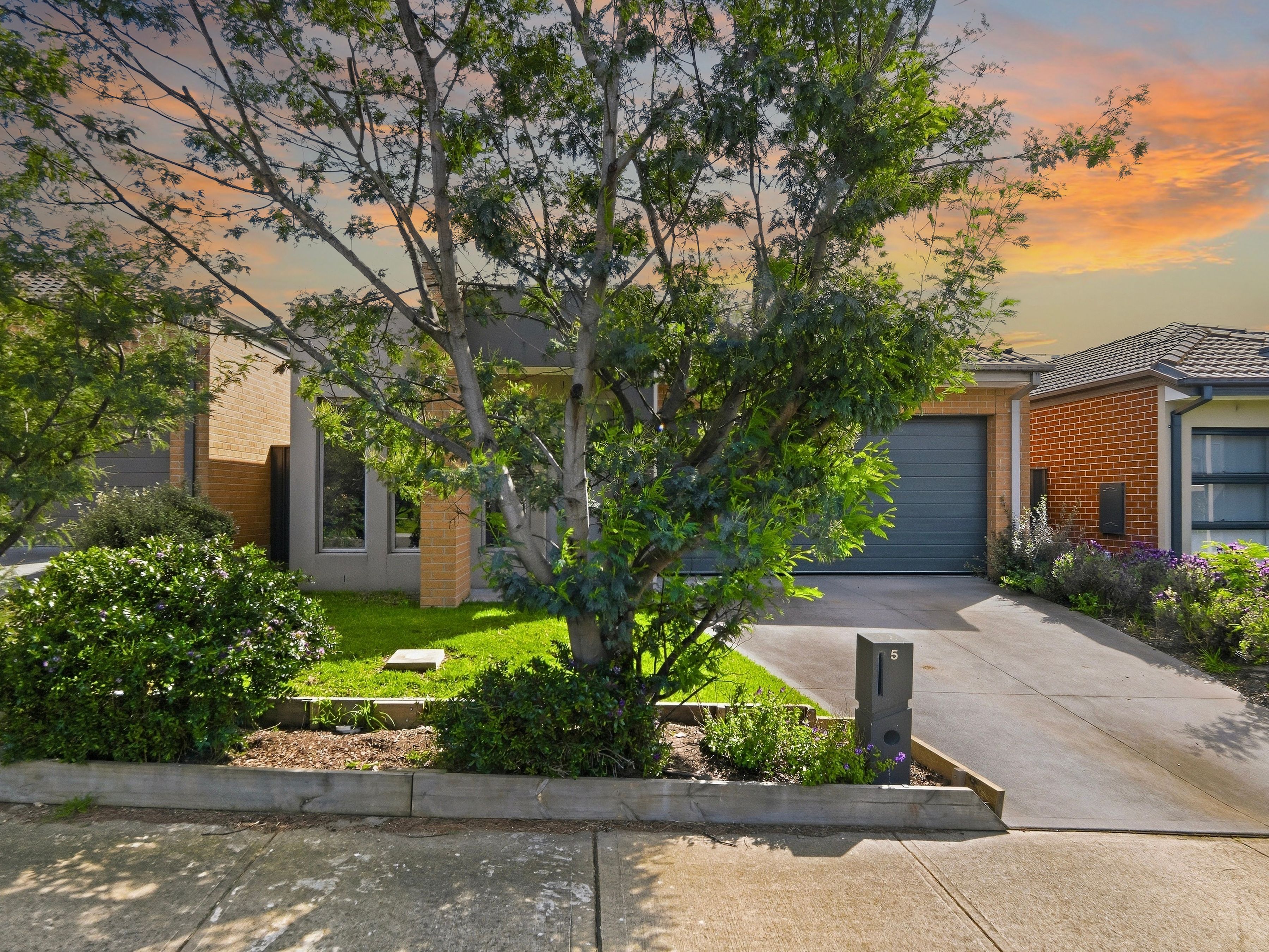 5 Lemongrass Street — photo 28 of 30