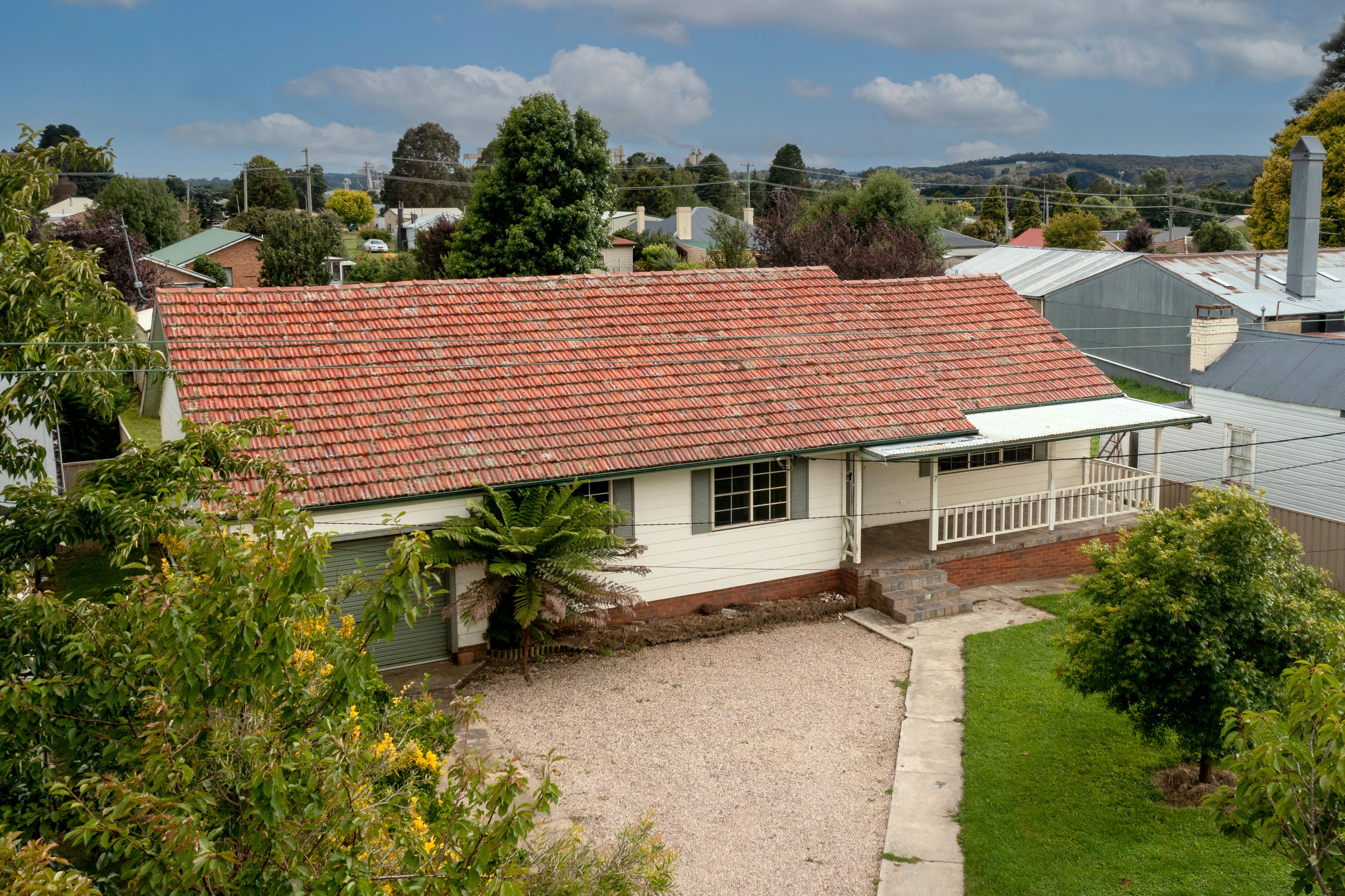 7 Carrington Avenue, Oberon NSW 2787