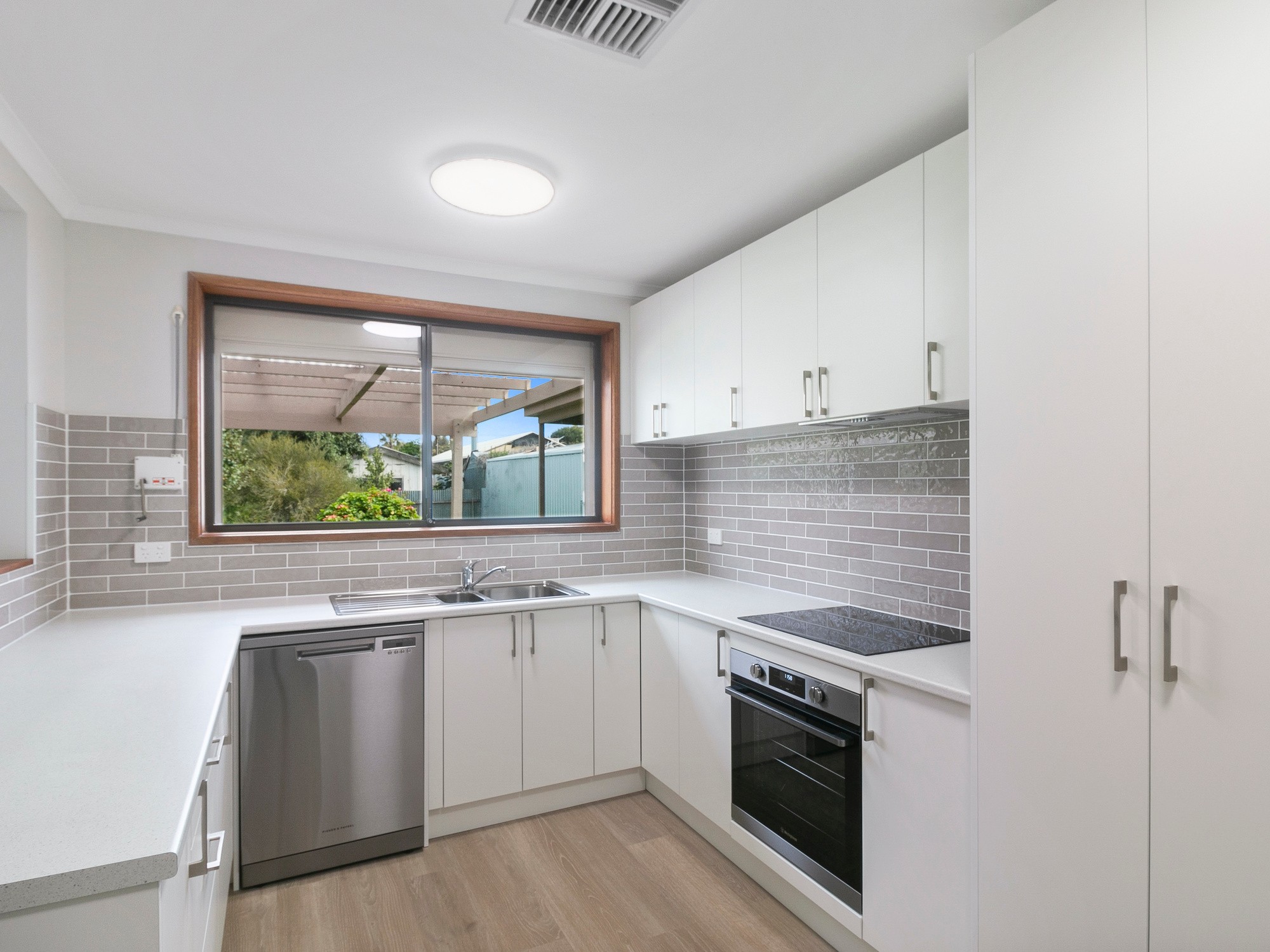 5 Perth Street, Port Noarlunga South, SA 5167