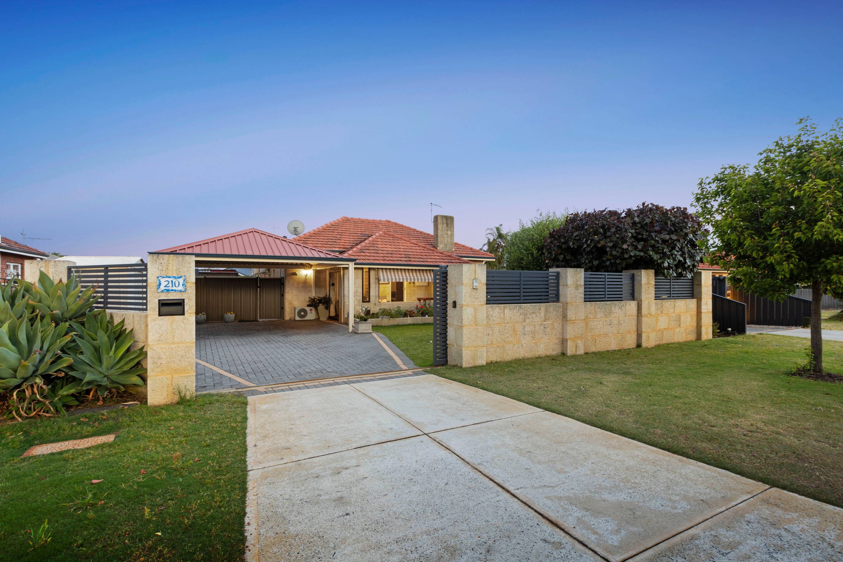 210 Rosebery Street, Bedford, WA 6052