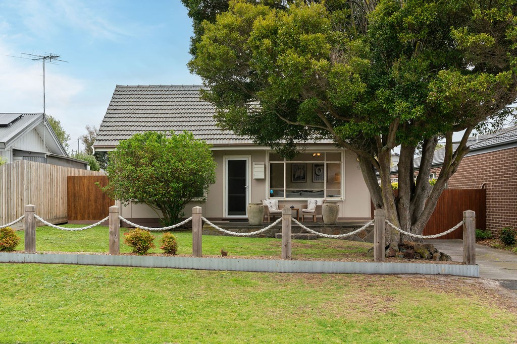 42 Spray Street, Rosebud, VIC 3939