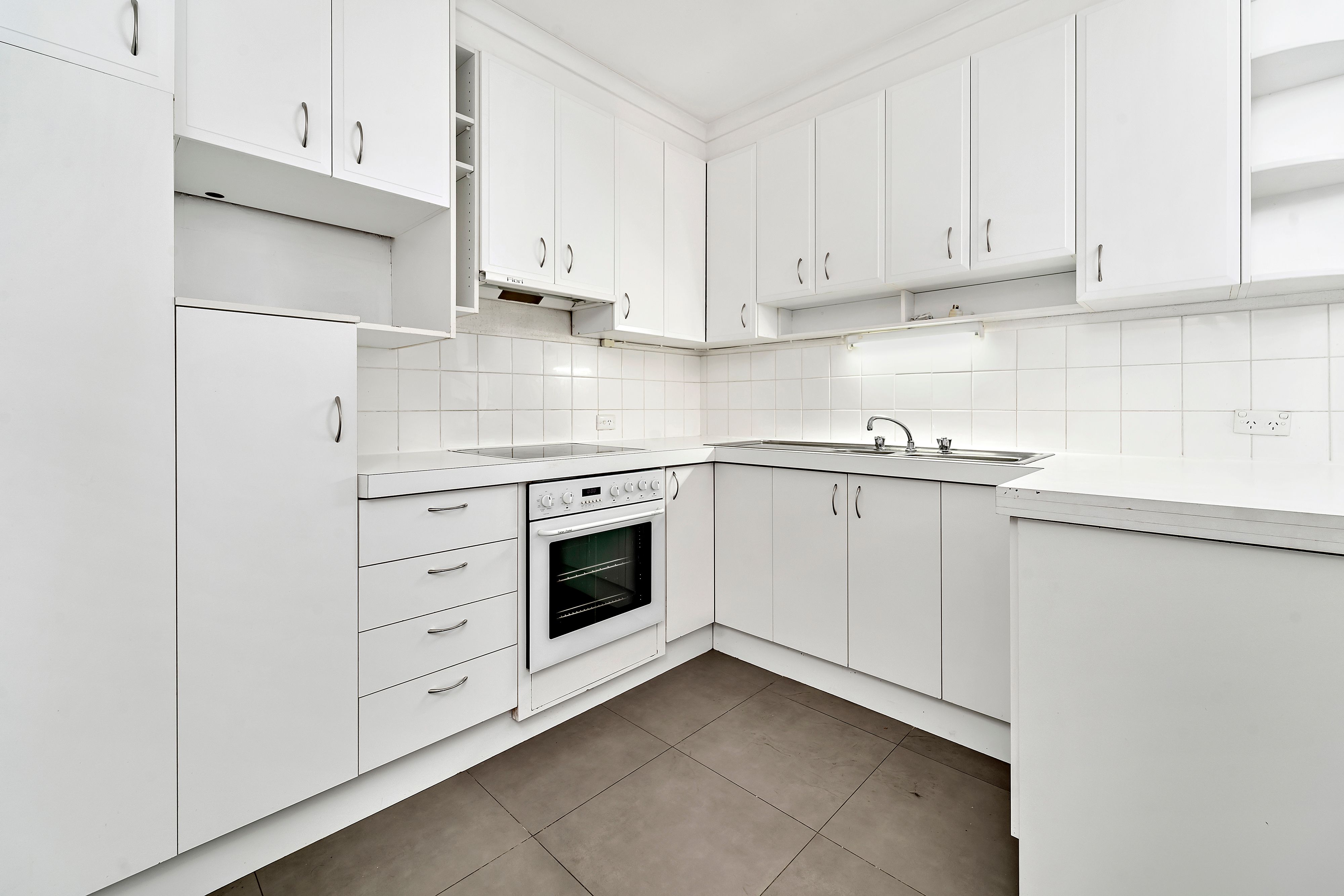 13/2 Antis Street, Phillip, ACT 2606