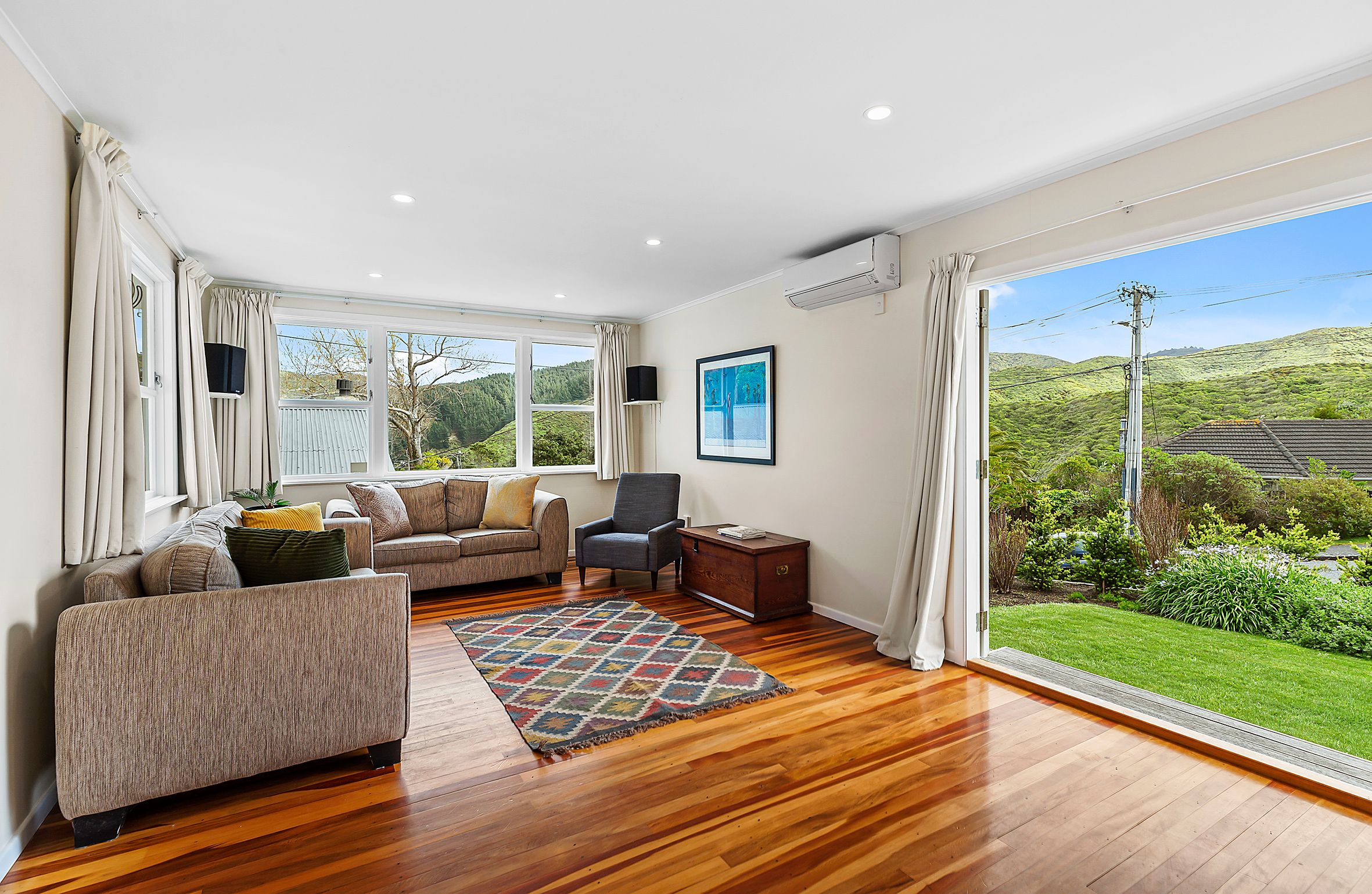 19 Montreal Grove, Kingston, Wellington City