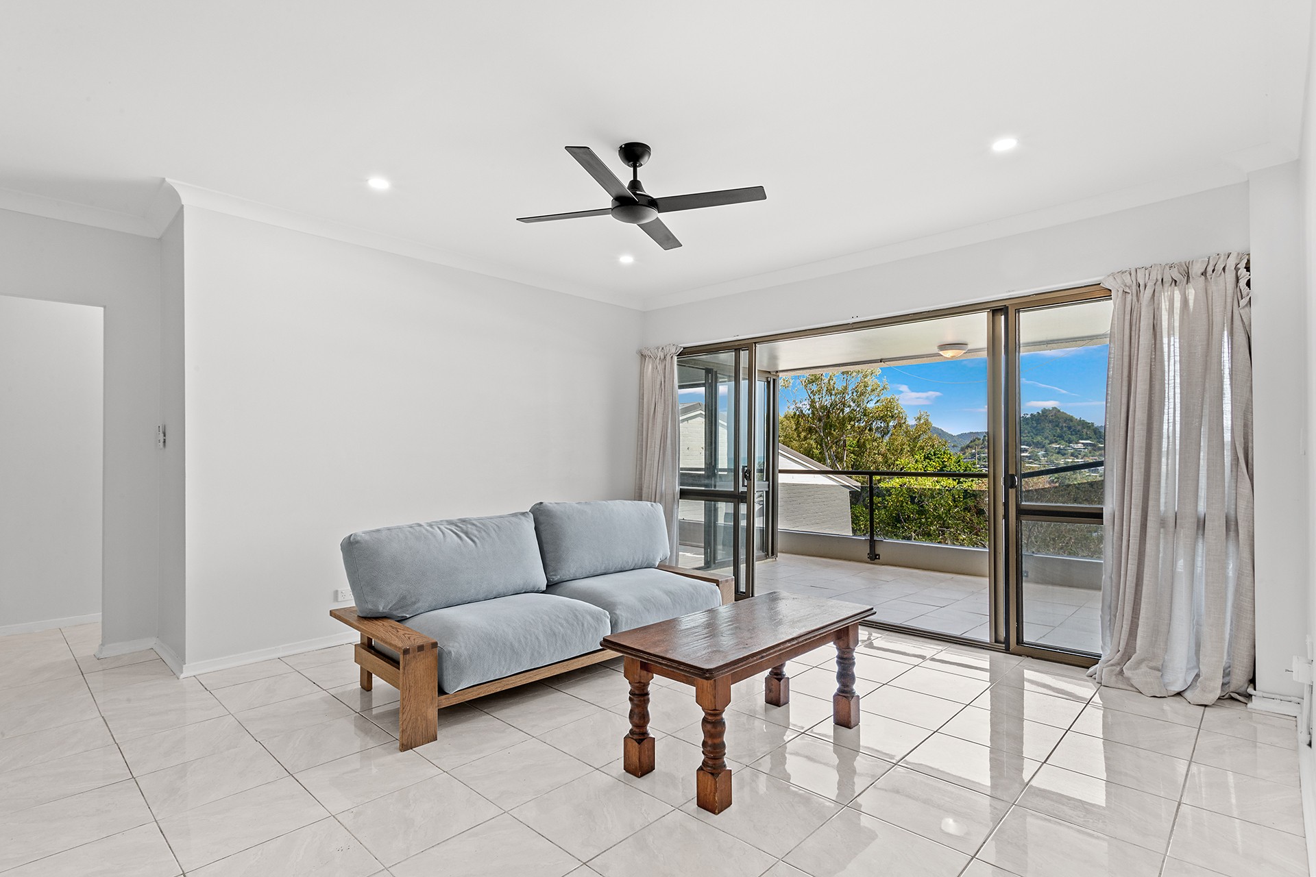 117/2 Eshelby Drive, Cannonvale, QLD 4802