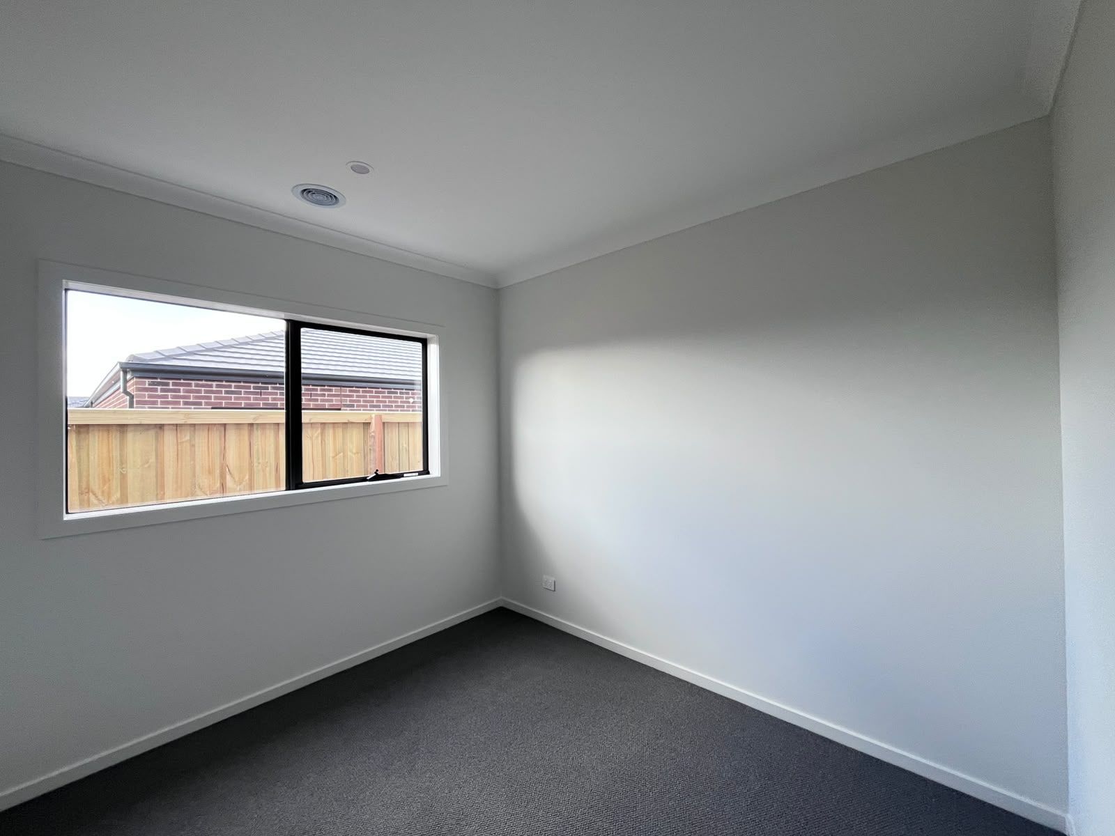 28 Farleigh Drive — photo 6 of 18