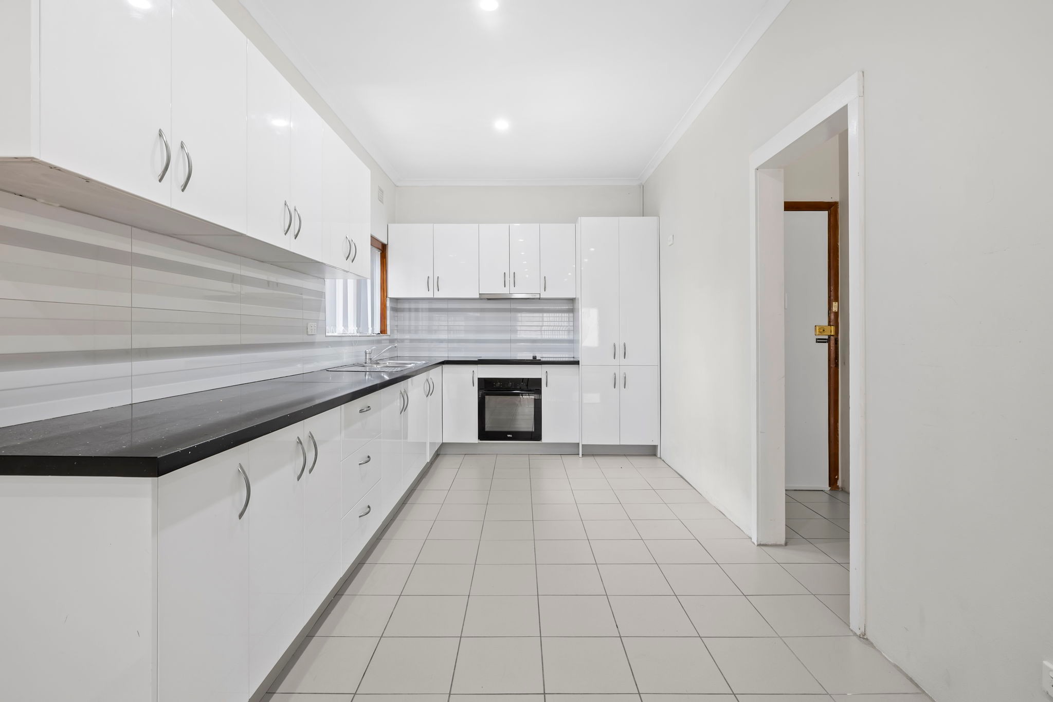 11/50 SOLANDER Street, Monterey, NSW 2217