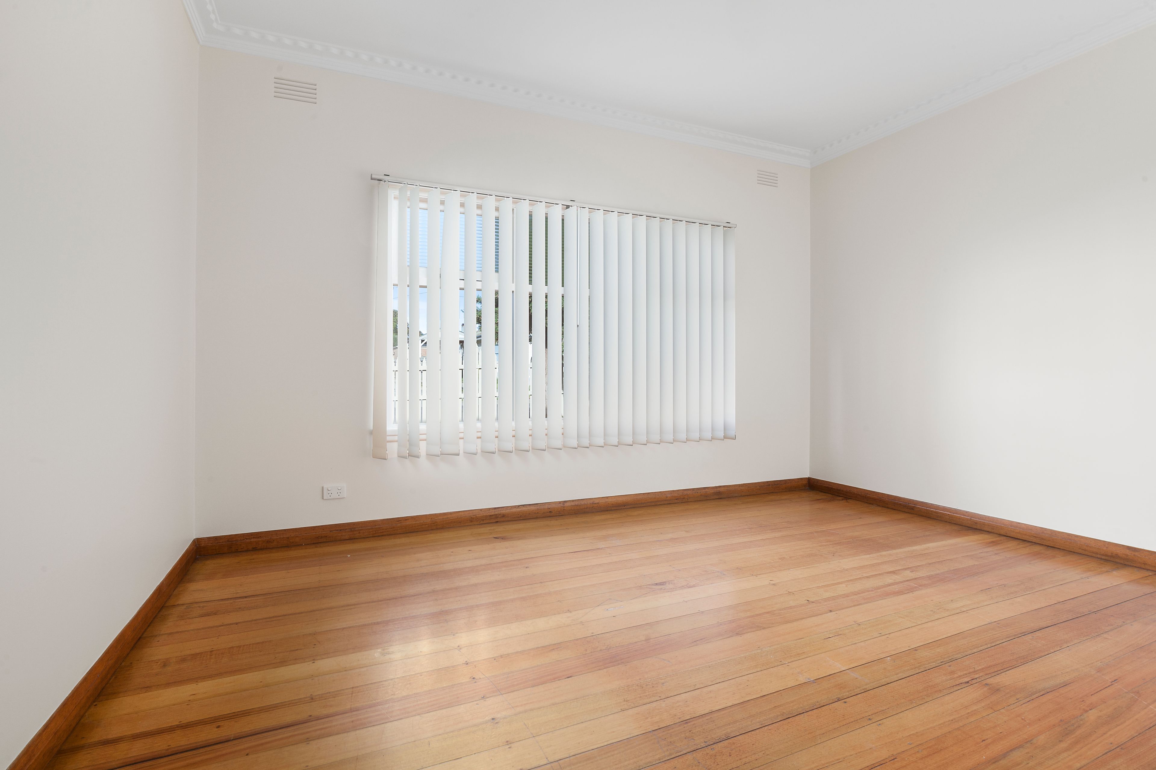 8 Fisher Street — photo 5 of 11