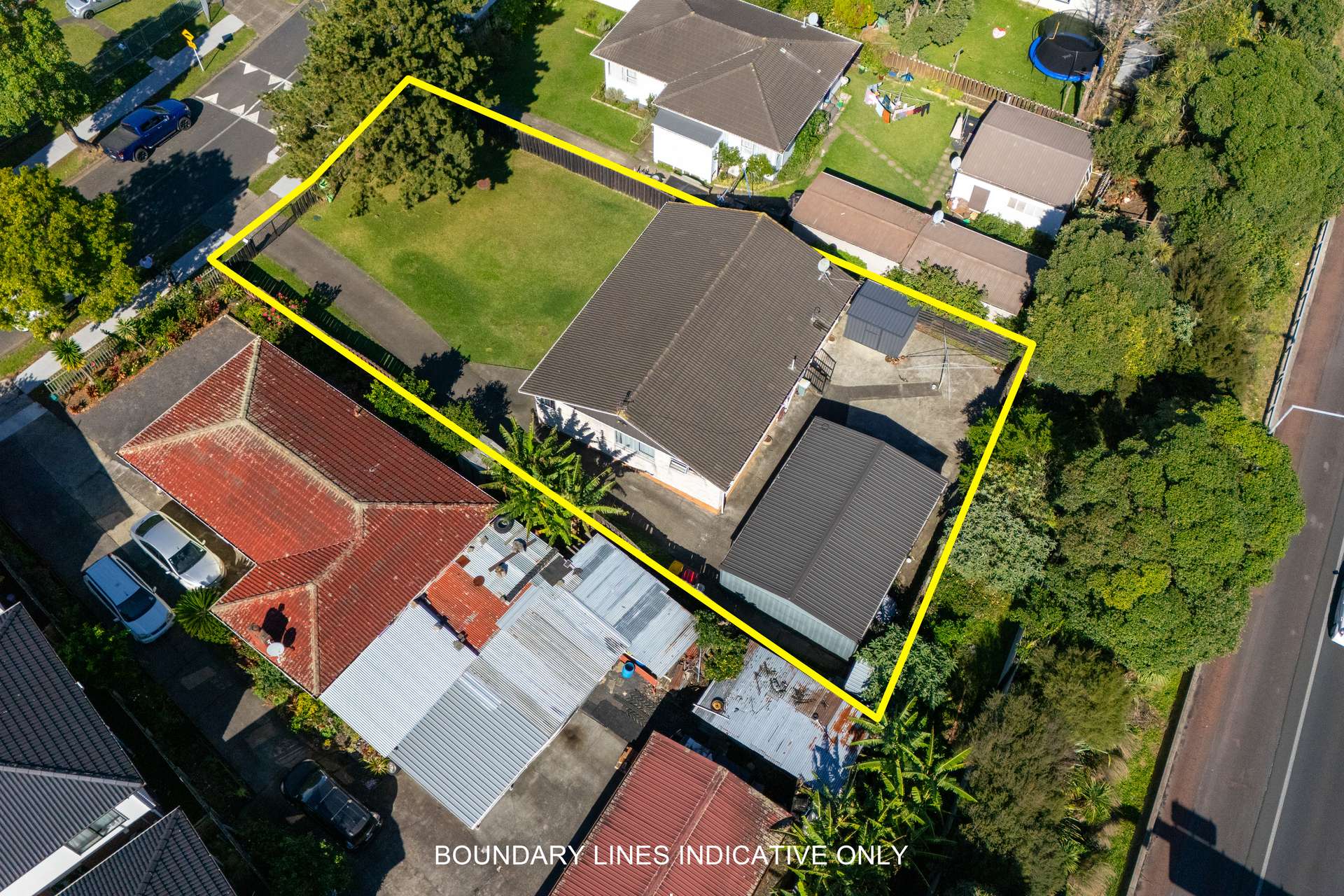 21 Staverton Crescent photo 5