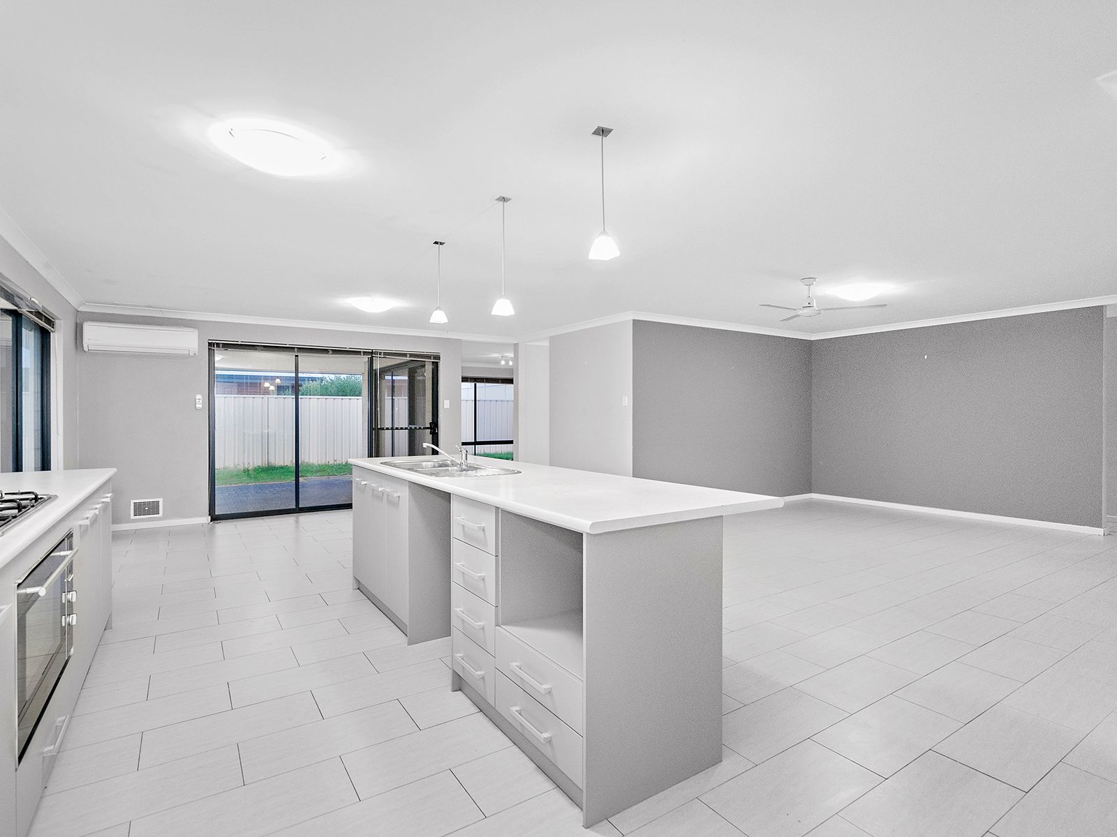 15 Spindrift Vista, Glenfield, WA 6532